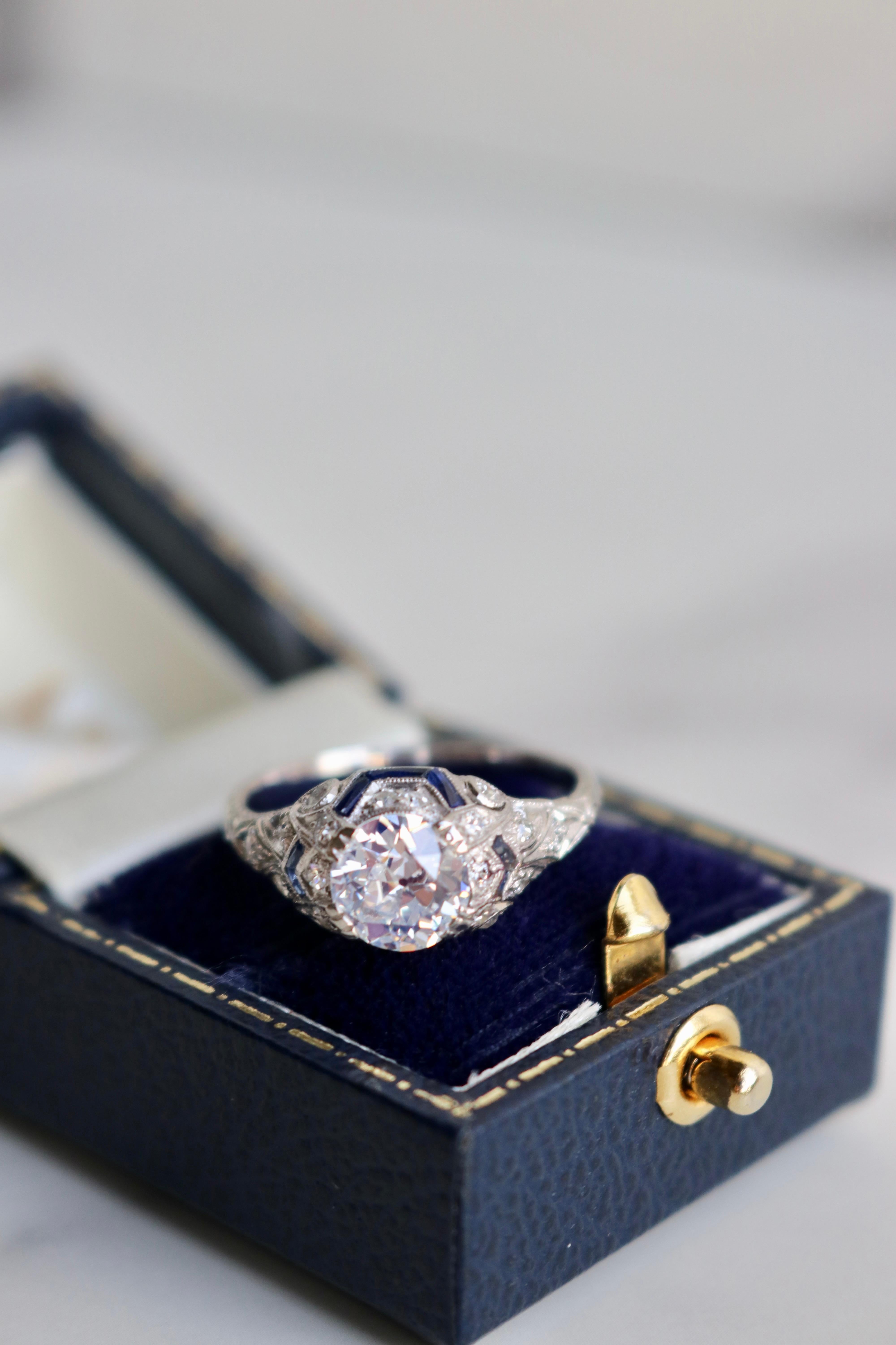 Art Deco GIA 1.51 Carat Old European Cut Diamond and Sapphire Platinum Ring For Sale 2