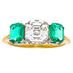 Art Deco GIA 1.52 Carat Diamond and Emerald Gold and Platinum Ring
