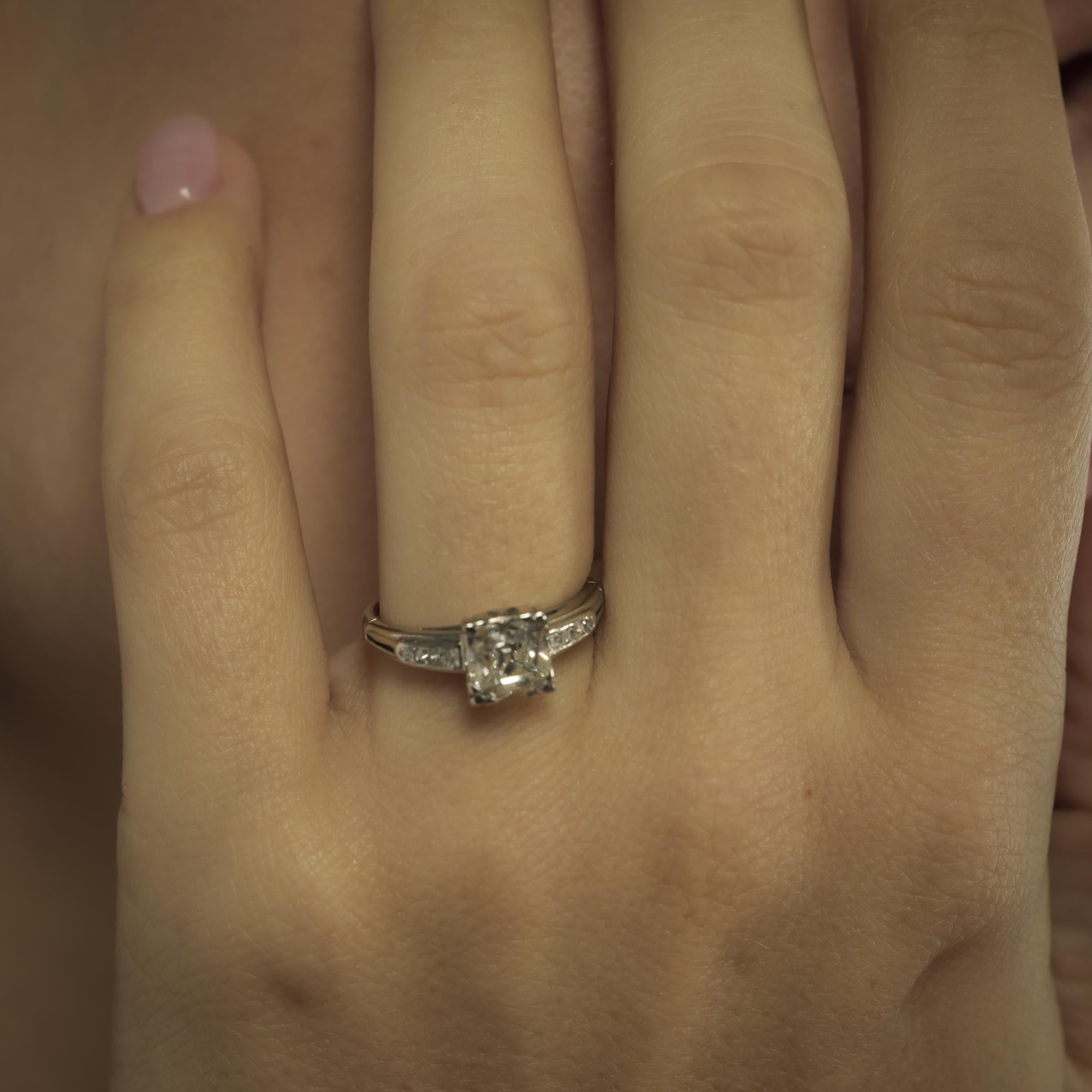 Bague de fiançailles Art déco en platine avec diamant taille ancienne de 1.52 carat, certifié GIA en vente 2