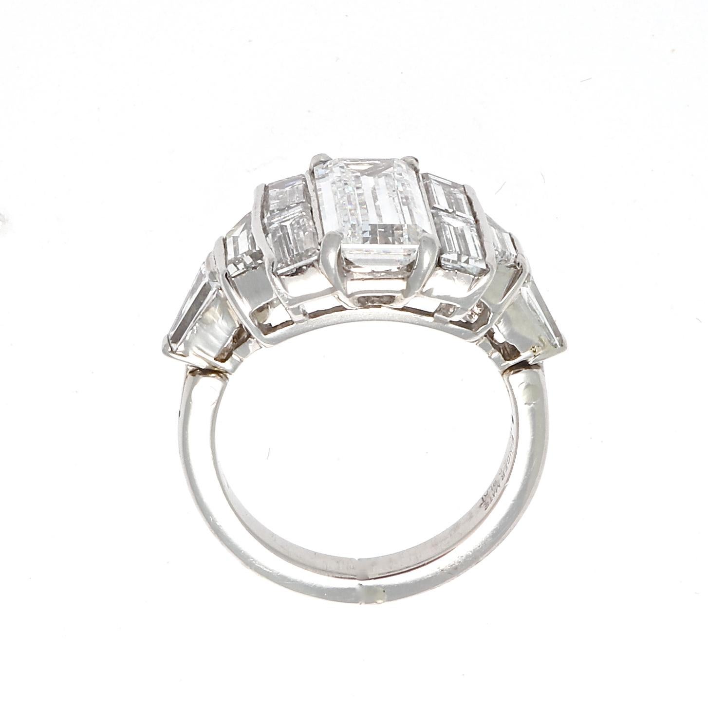 Art Deco GIA 1.68 Carat Emerald Cut Diamond Platinum Engagement Ring In Excellent Condition In Beverly Hills, CA