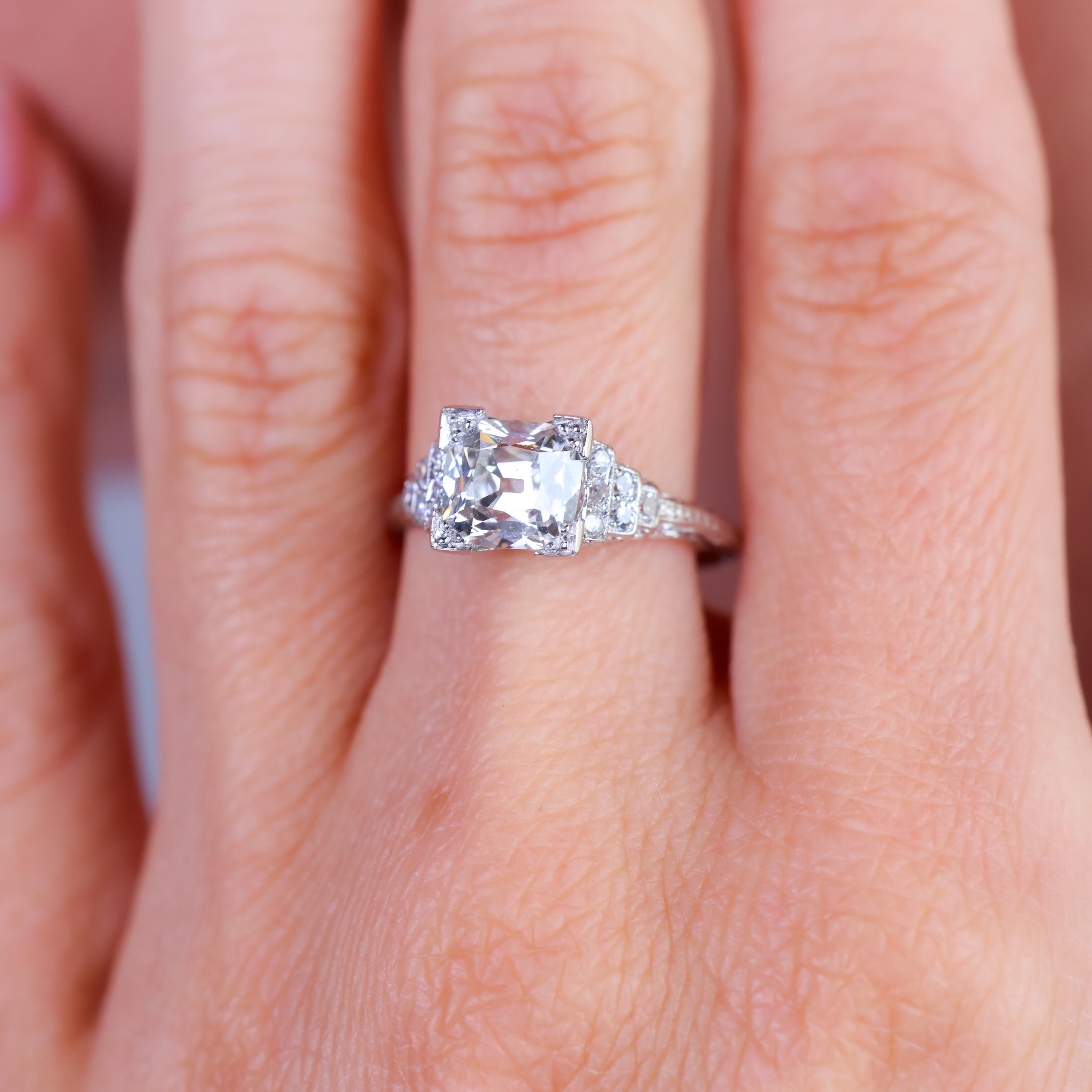 Art Deco GIA 2.01 carat old mine diamond platinum engagement ring In Excellent Condition In Beverly Hills, CA