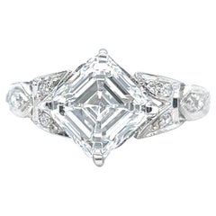 Art Deco GIA 2.01 Carats Emerald Cut Diamond Platinum Filigree Ring