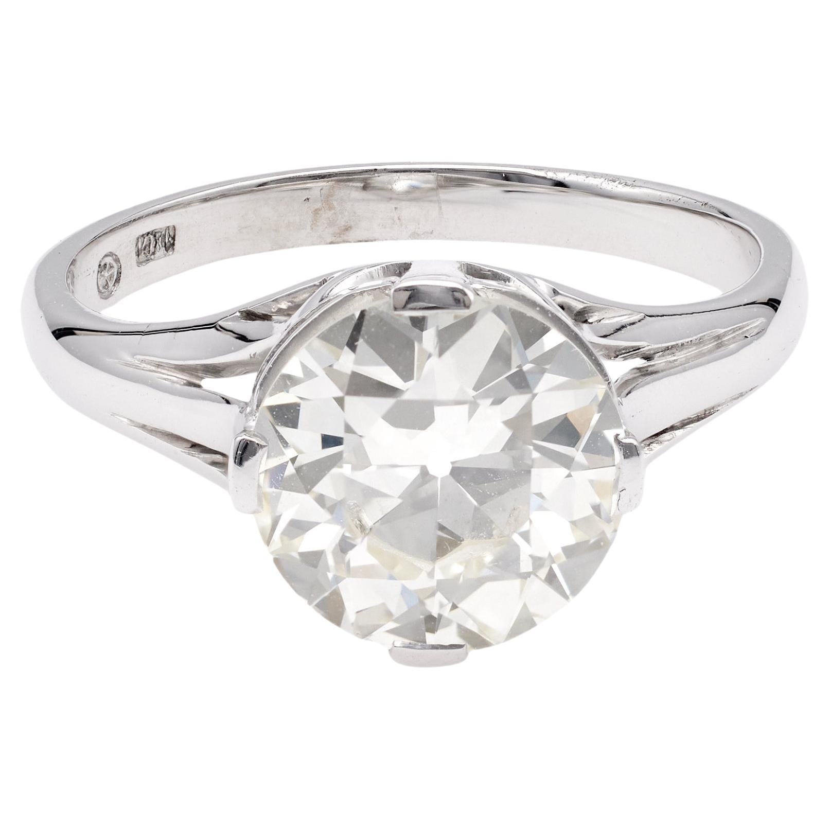 Art Deco GIA 2.19 Carat Old European Cut Diamond Platinum Solitaire Ring For Sale