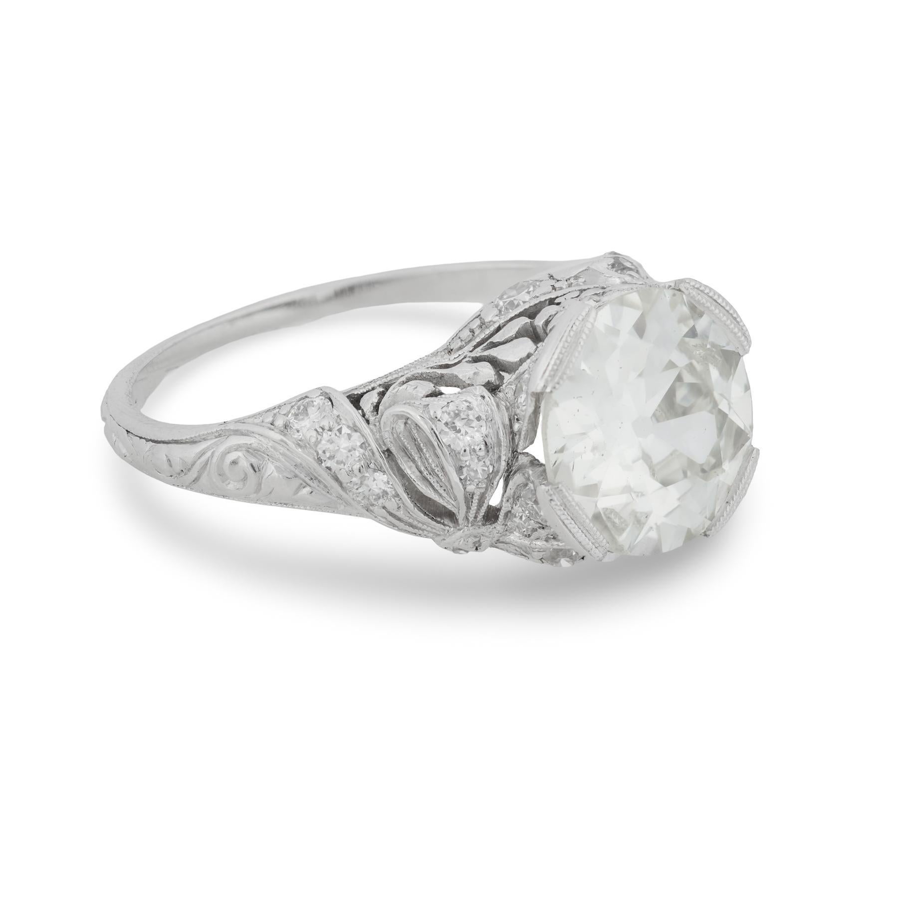 Platin-Verlobungsring, Art déco, GIA 2.26 Karat Diamant im alteuropäischen Schliff, Platin Damen im Angebot