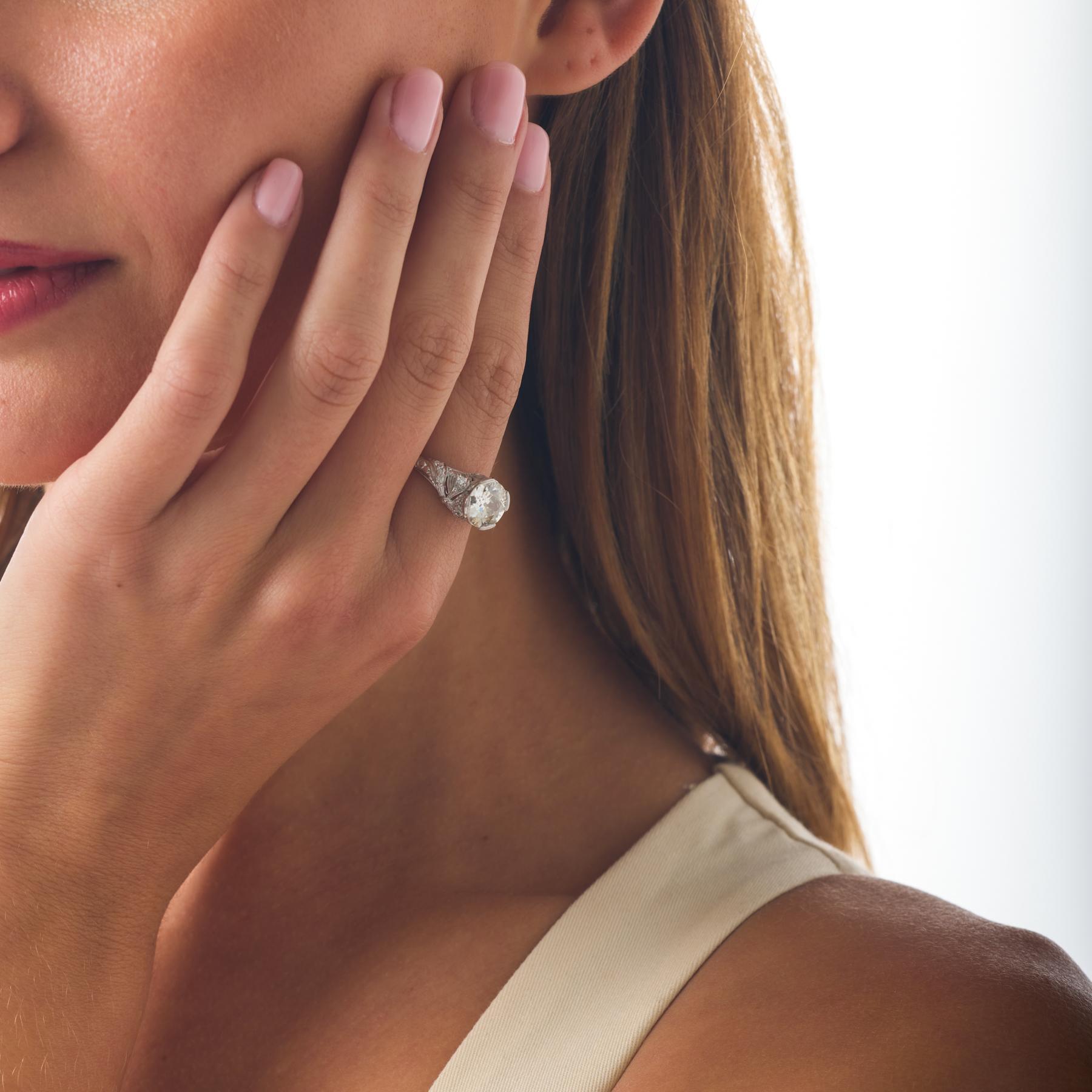 Platin-Verlobungsring, Art déco, GIA 2.26 Karat Diamant im alteuropäischen Schliff, Platin im Angebot 1