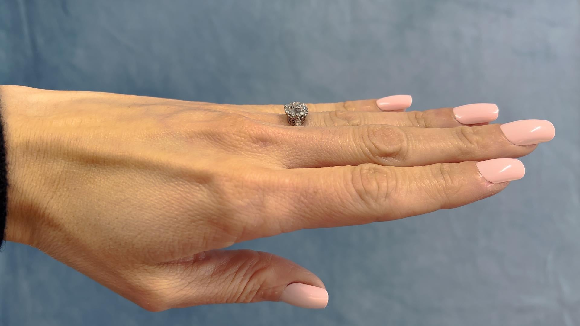 Bague Art déco en platine avec diamant taille vieille Europe de 2.45 carat certifié GIA Bon état - En vente à Beverly Hills, CA