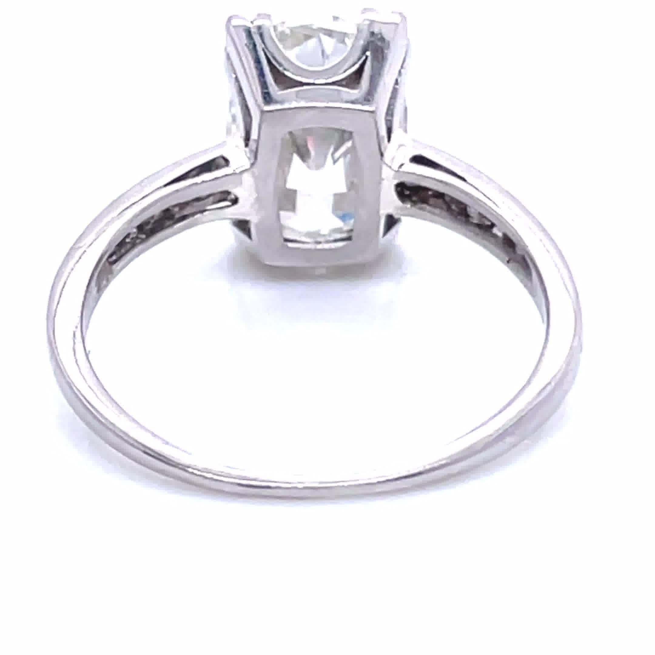 Women's Art Deco GIA 2.54 Carat Oval Cut Diamond Platinum Engagement Ring