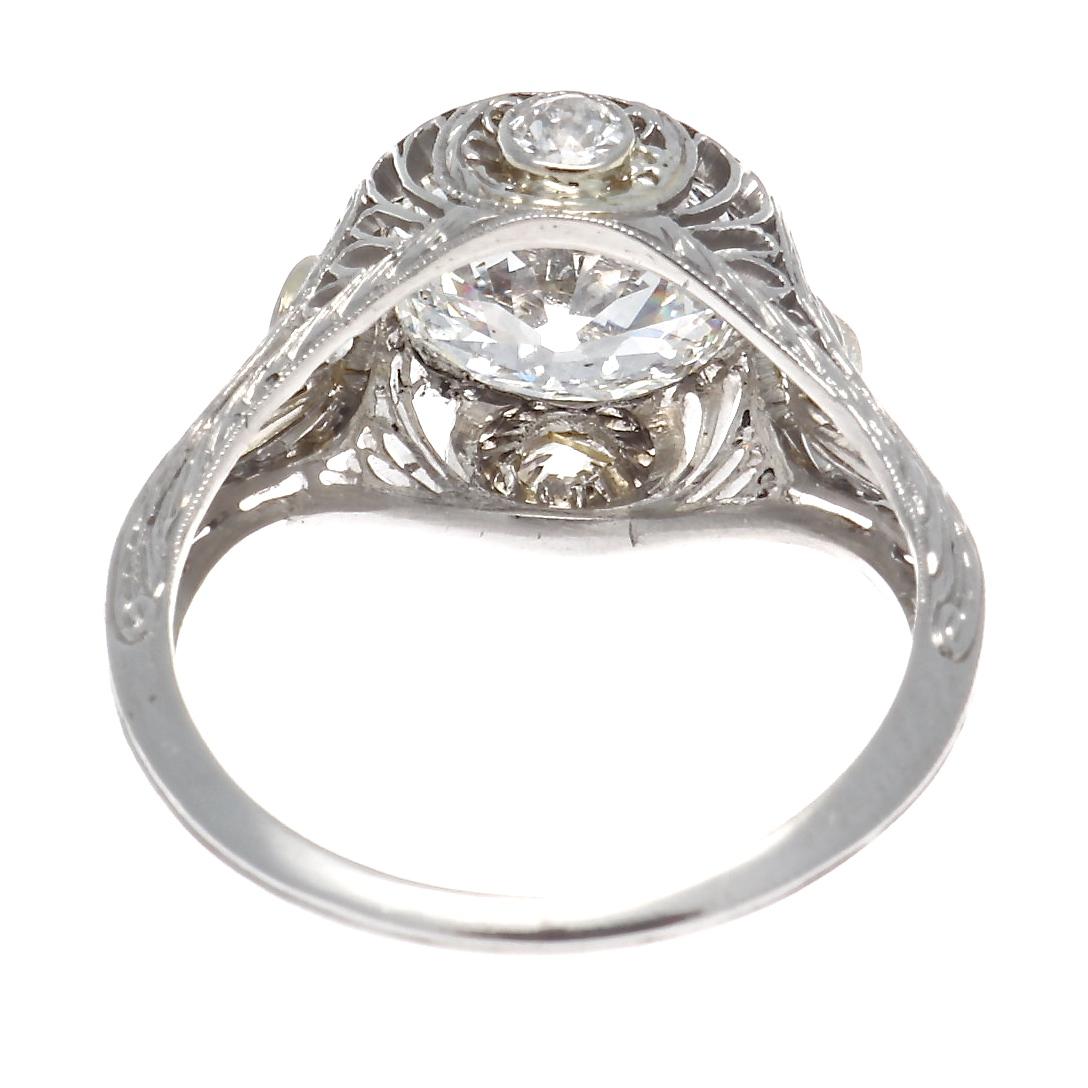 Art Deco GIA 2.68 Carat Old European Cut Diamond Platinum Engagement Ring In Excellent Condition In Beverly Hills, CA