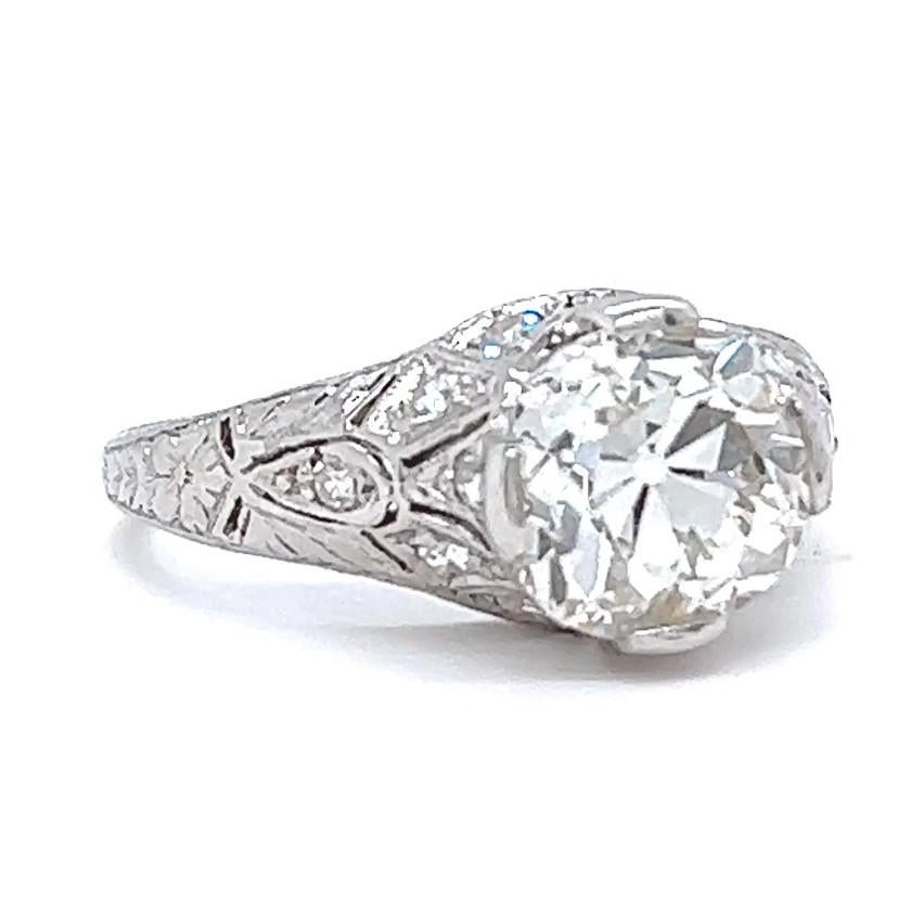 Women's or Men's Art Deco GIA 2.71 Carats Old Mine Cut Diamond Platinum Filigree Engagement Ring