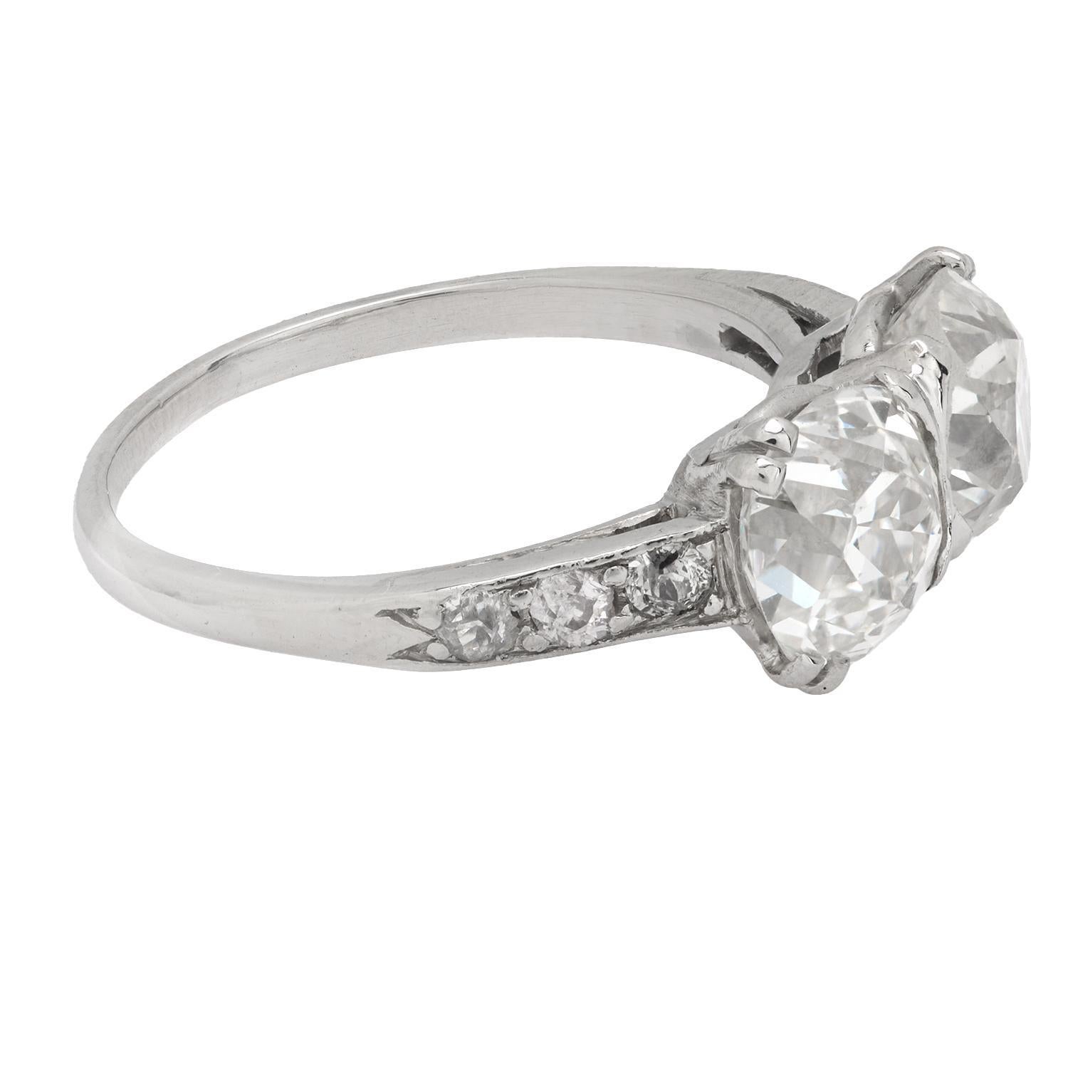 Bague de fiançailles Art déco en platine avec diamant taille ancienne de 2.95 carat, certifié GIA Pour femmes en vente