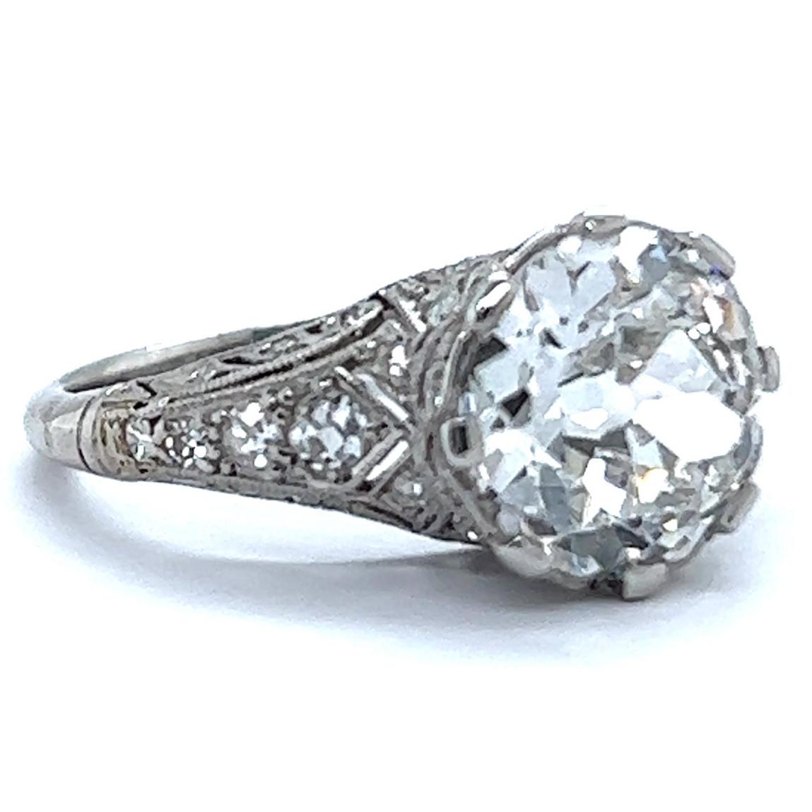 Women's or Men's Art Deco GIA 3.01 Carat Old European Cut Platinum Filigree Engagement Ring
