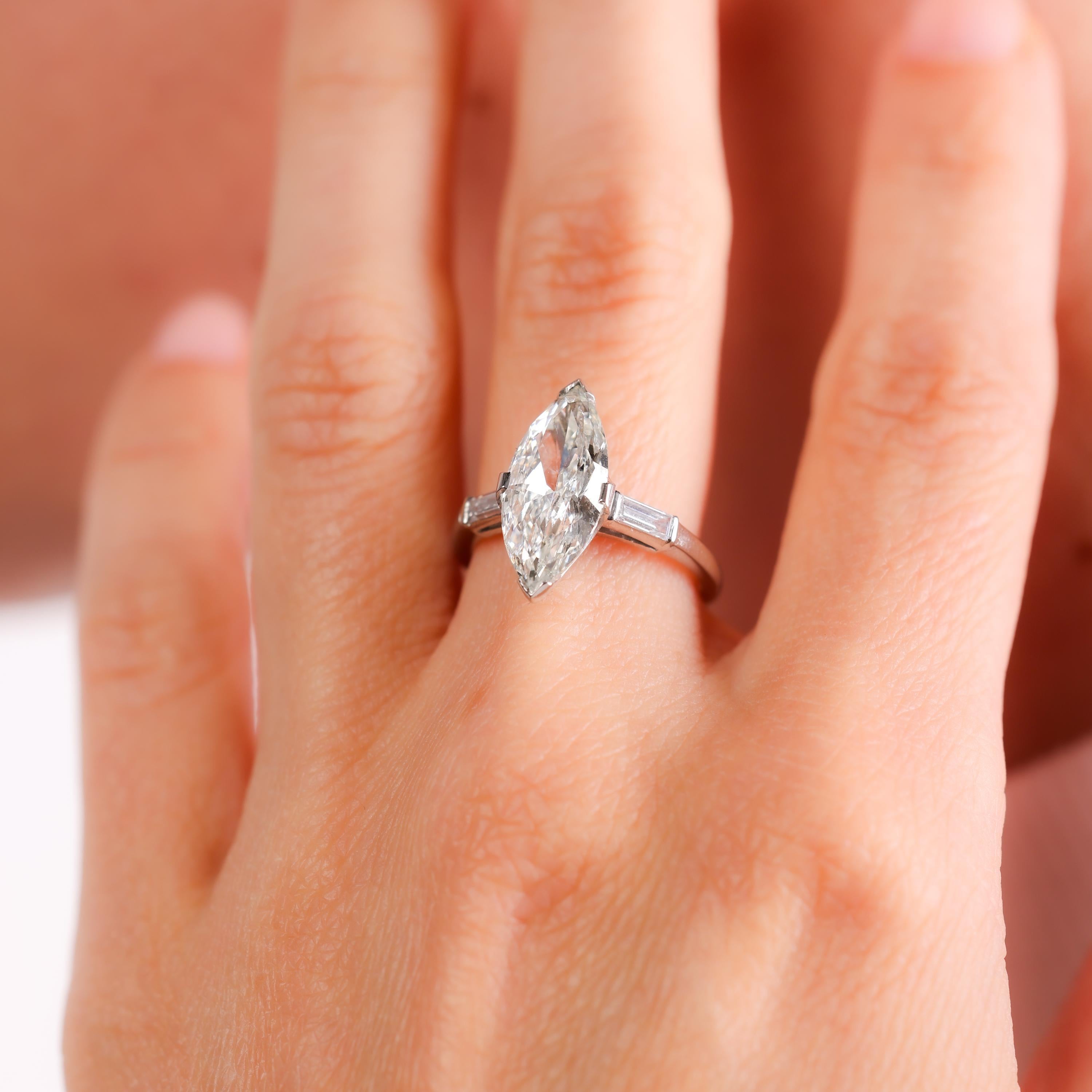 Art Deco GIA 3.01 carat marquise cut diamond platinum engagement ring In Excellent Condition In Beverly Hills, CA