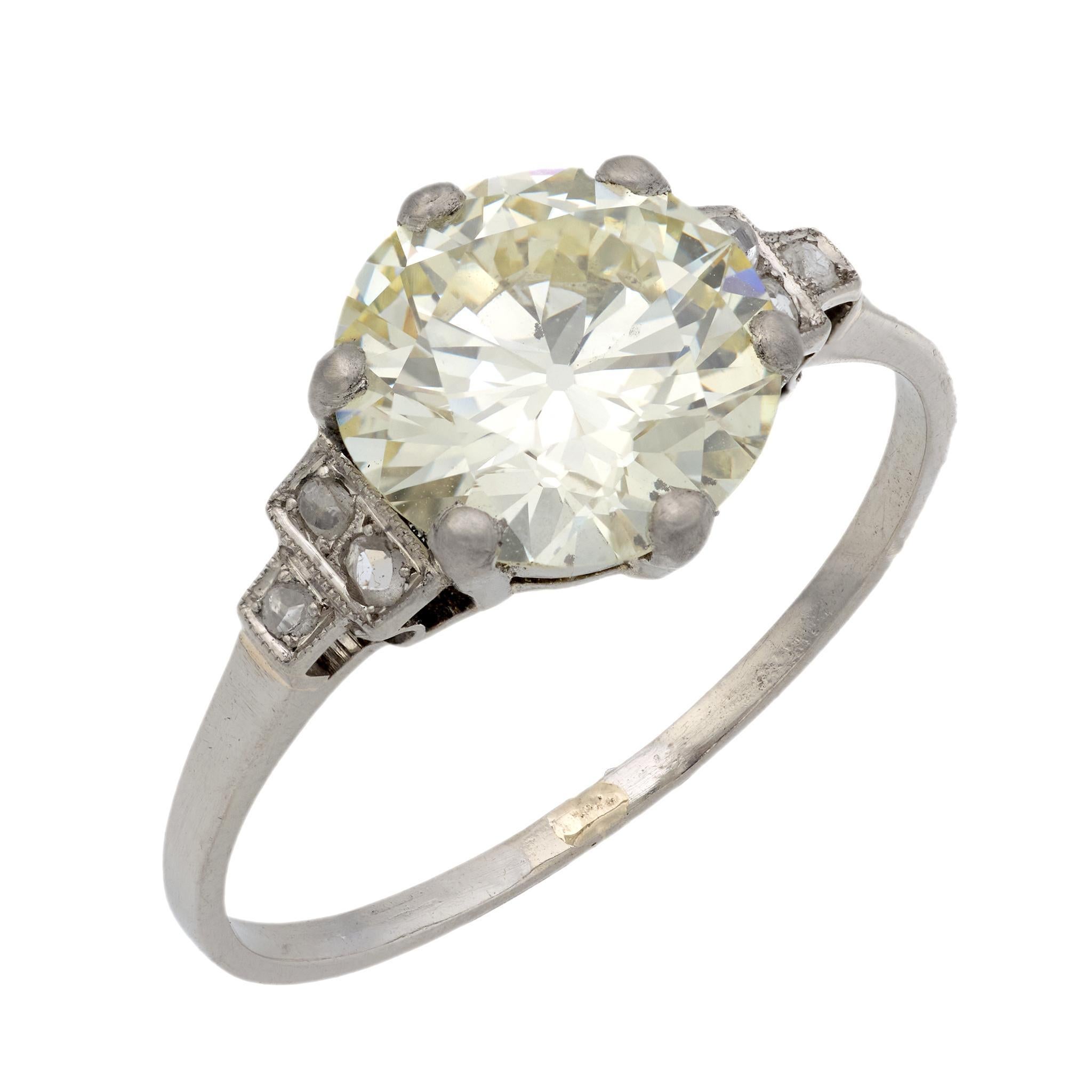 Art Deco Verlobungsring, GIA 3.11 Karat Diamant Platin im Angebot 2