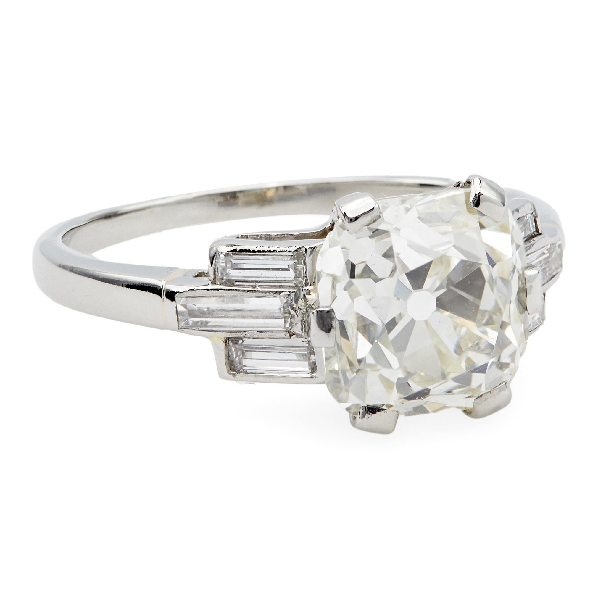 Art Deco GIA 3.18 Carat Old Mine Cut Diamond Platinum Ring In Good Condition In Beverly Hills, CA