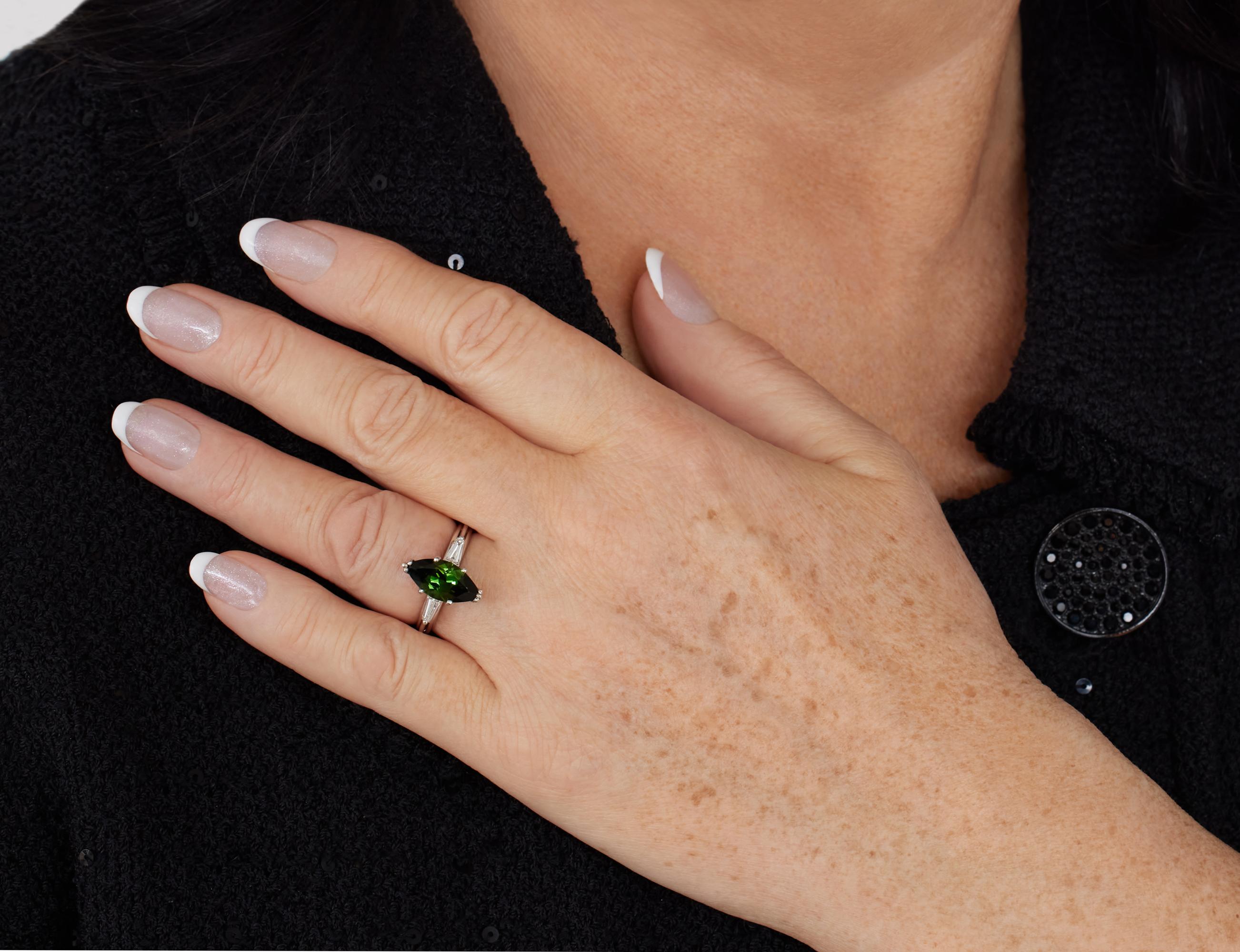 Art Deco GIA 3.24Carat Green Tourmaline Diamond Engagement Wedding Platinum Ring For Sale 1