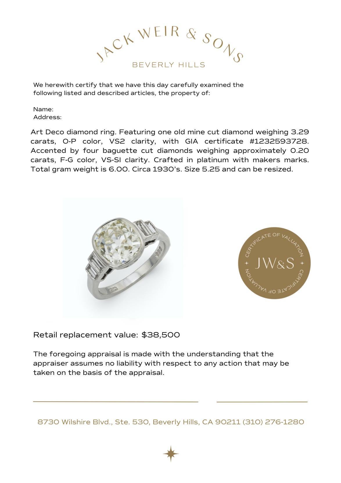 Anello di fidanzamento in platino Art Deco GIA da 3.29 carati con diamanti taglio old mine in vendita 3