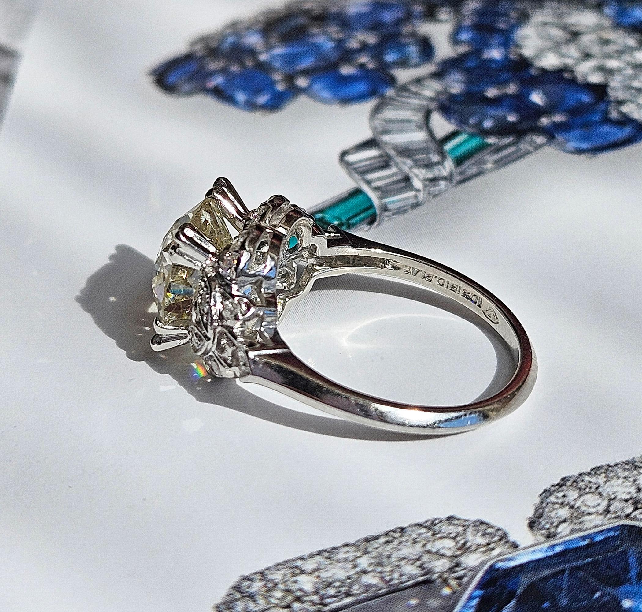 Art déco GIA 3.34ctw Vieux  Bague de fiançailles en platine avec diamant , Circa 1930 en vente 4