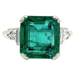 Art Deco GIA 3.49 Carats Emerald Platinum Ring