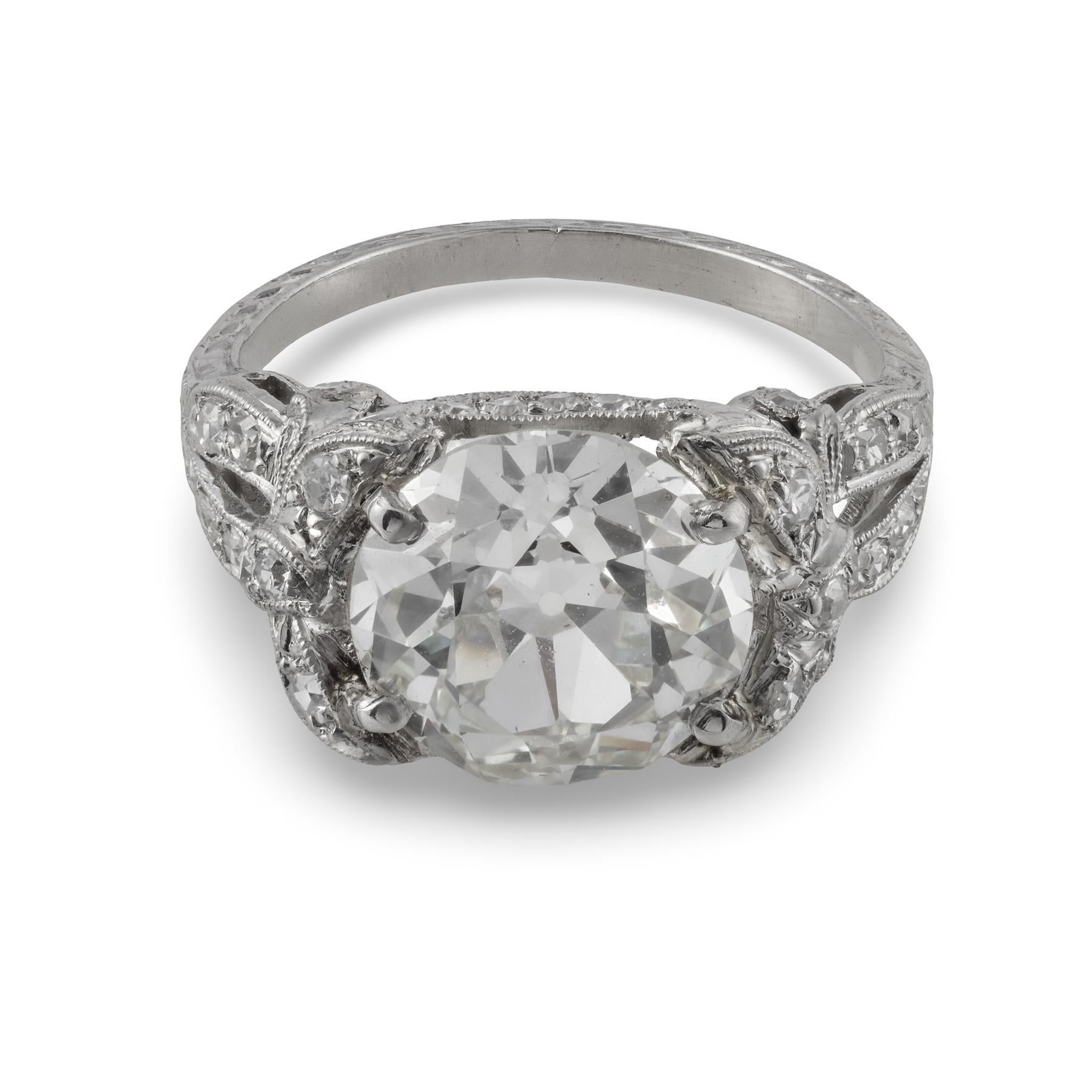 Taille vieille Europe Bague de fiançailles Art déco en platine avec diamant taille européenne ancienne de 3.57 carats certifié GIA en vente