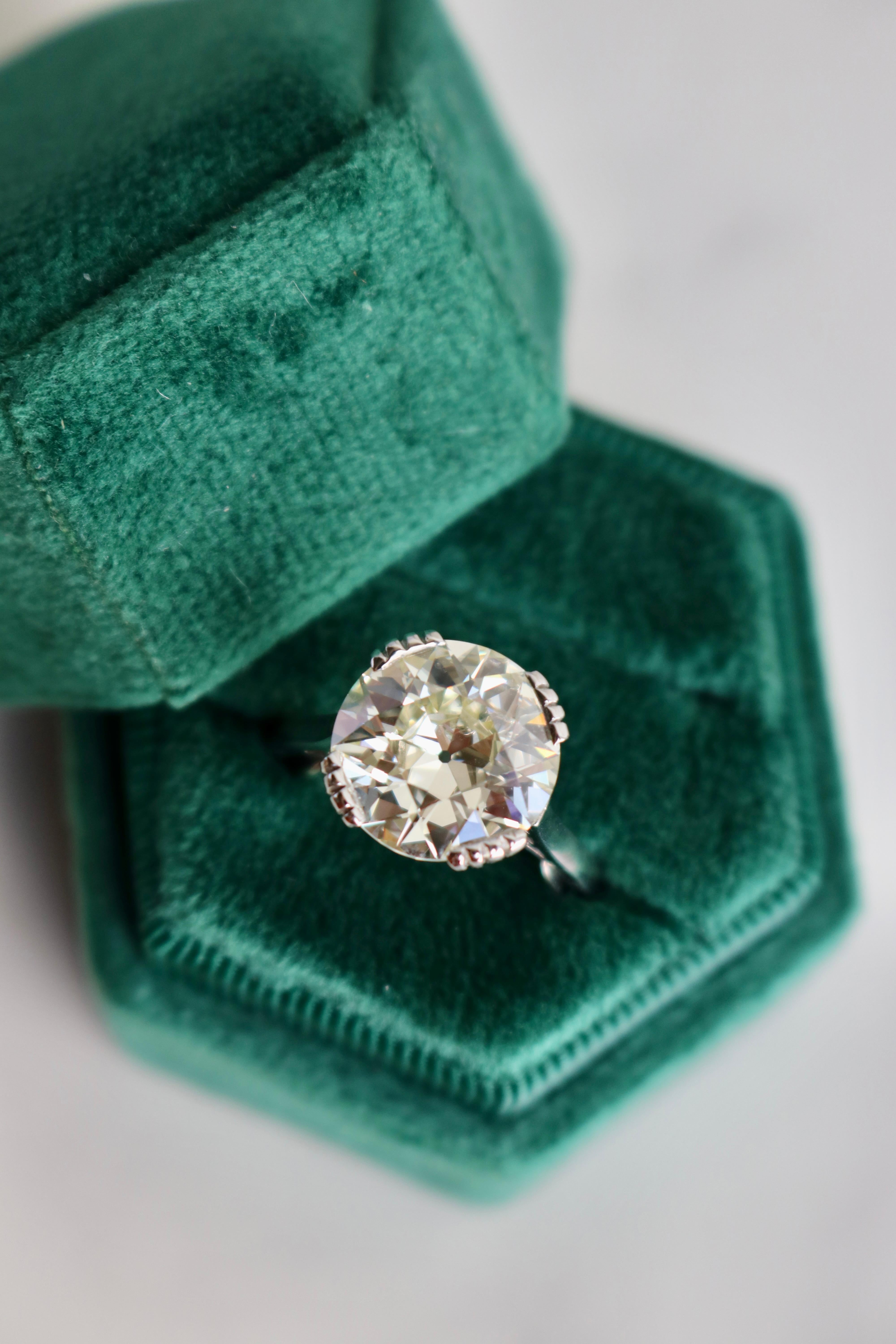 Art Deco GIA 4.78 Carat Old European Cut Diamond Platinum Solitaire Ring For Sale 2