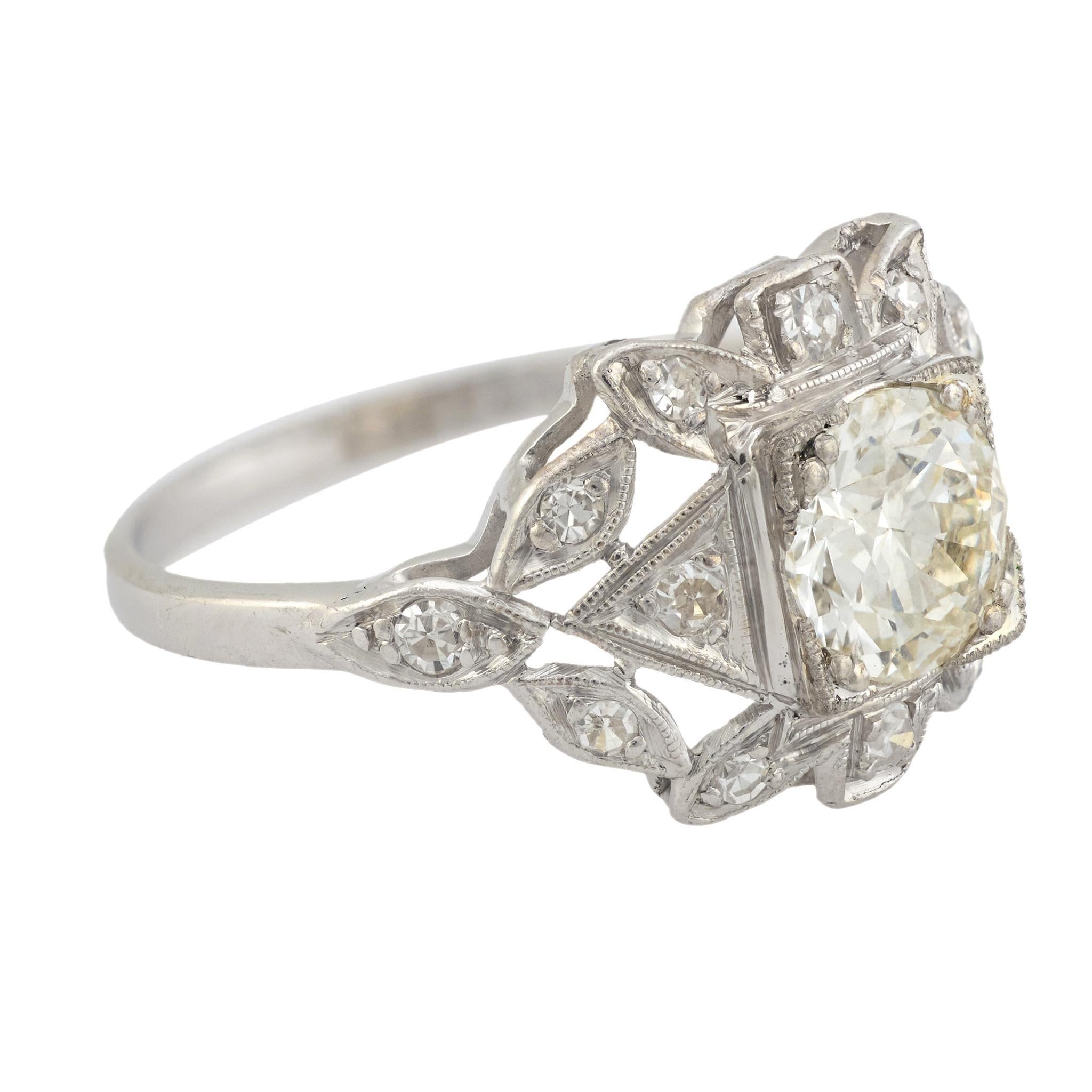 Art Deco Verlobungsring, GIA .81 Karat Diamant Platin (Art déco) im Angebot