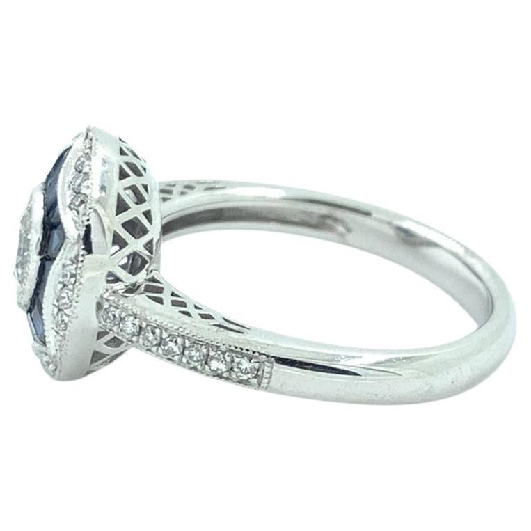 Verlobungsring aus Platin mit GIA-zertifiziertem 0,50 Karat Diamant und Saphir im Art déco-Stil im Zustand „Neu“ im Angebot in Hong Kong, HK