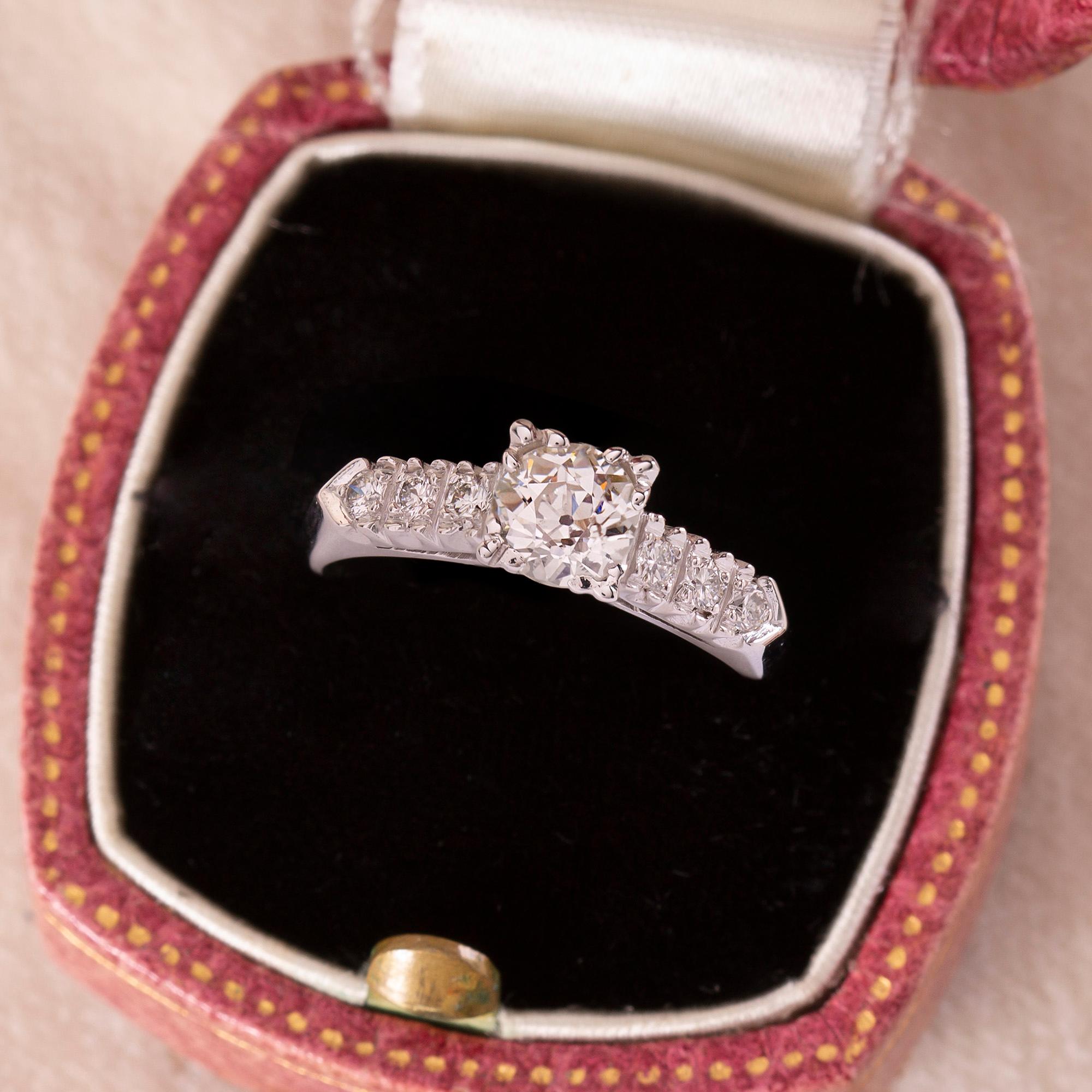 Women's or Men's Art Deco GIA Certified 0.83 Ct. Arrowed Shoulder Diamond Engagement Ring J VS2 For Sale