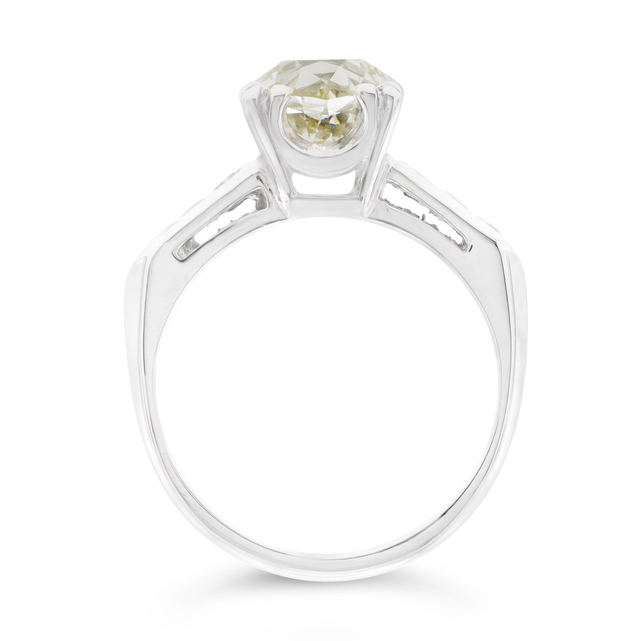 Art déco, GIA-zertifiziert 1,55 Karat Diamant-Verlobungsring M VS1 aus Platin im Zustand „Gut“ in New York, NY