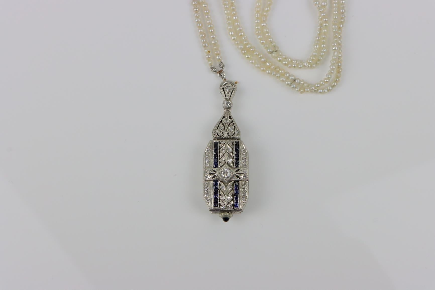 Art Deco GIA zertifizierte natürliche Salzwasserperlen-Halskette Diamant-Uhr-Anhänger im Angebot 4