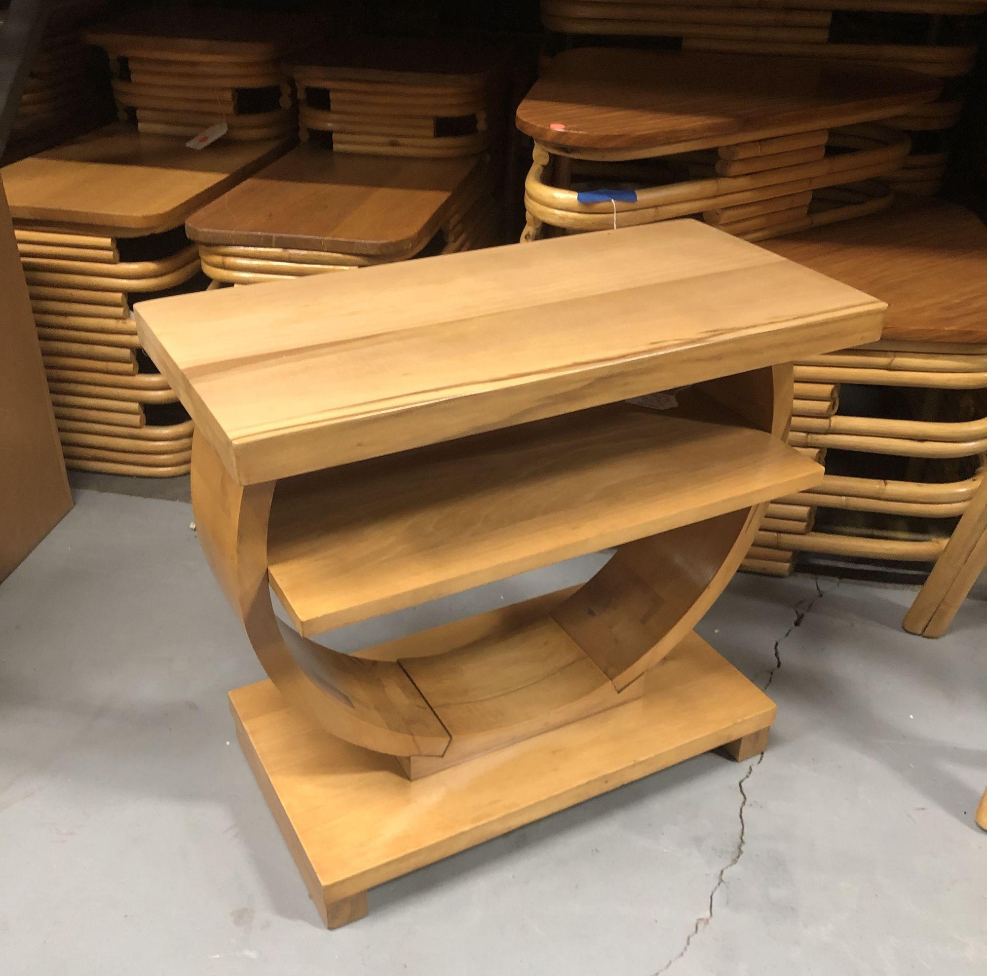Table d'appoint géométrique Gilbert Rohde pour Brown Saltman Bon état - En vente à Van Nuys, CA