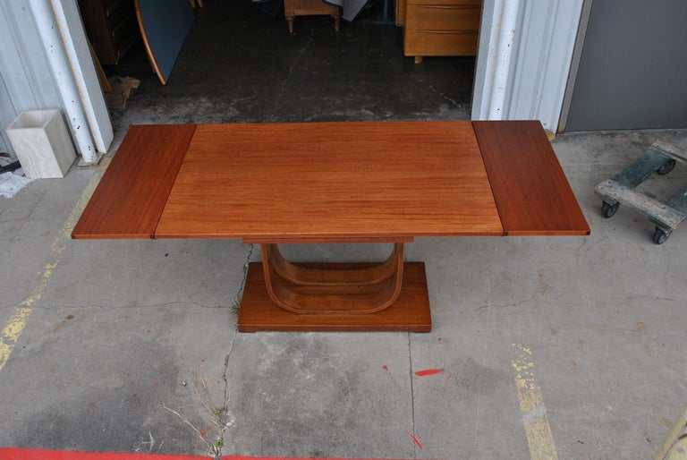 Art Deco Gilbert Rohde Heywood Wakefield Extension Dining Table In Good Condition For Sale In Pasadena, TX