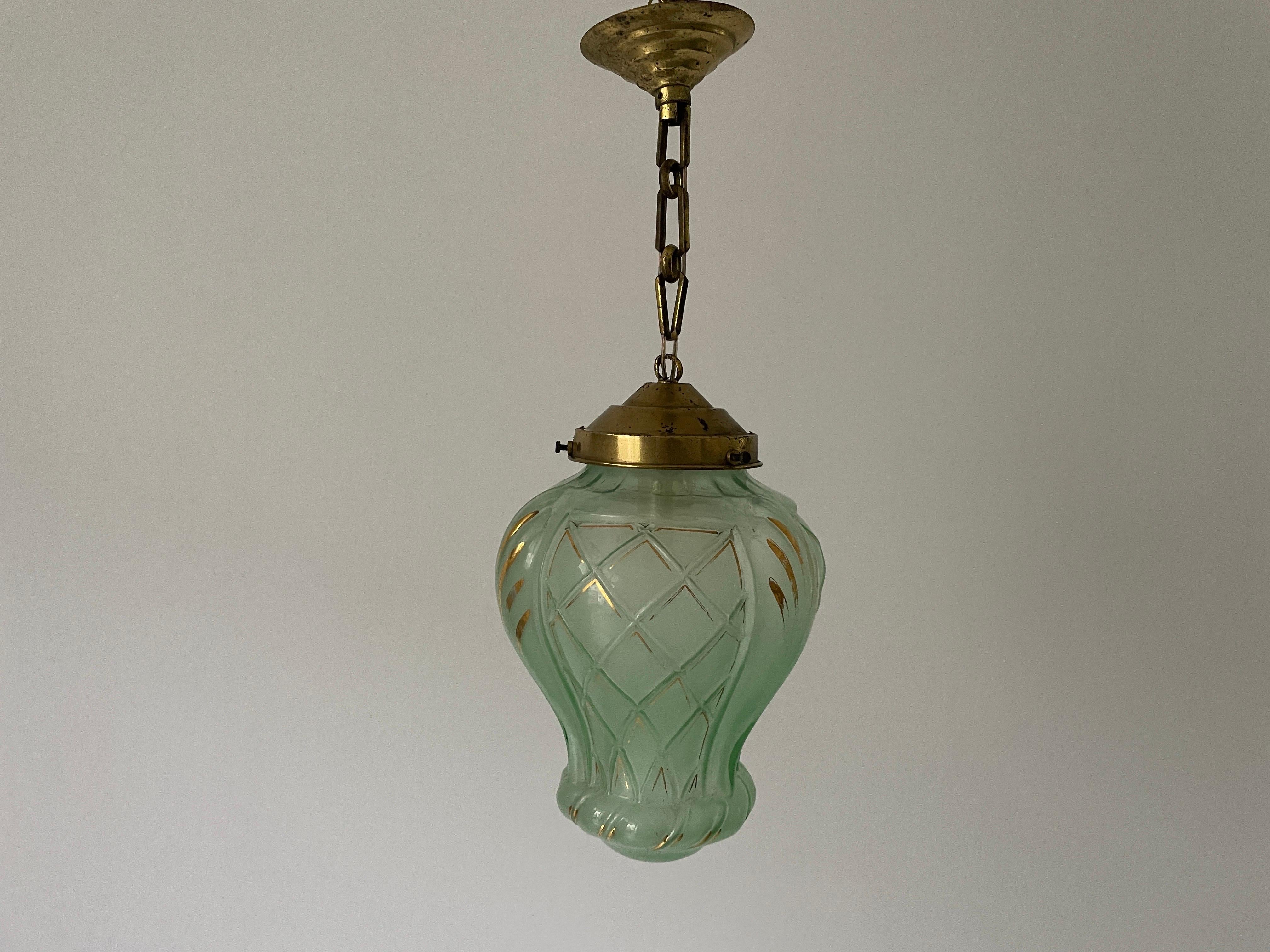 Metà XX secolo Lampada da soffitto in vetro verde dorato Art Deco, anni '40, Francia in vendita