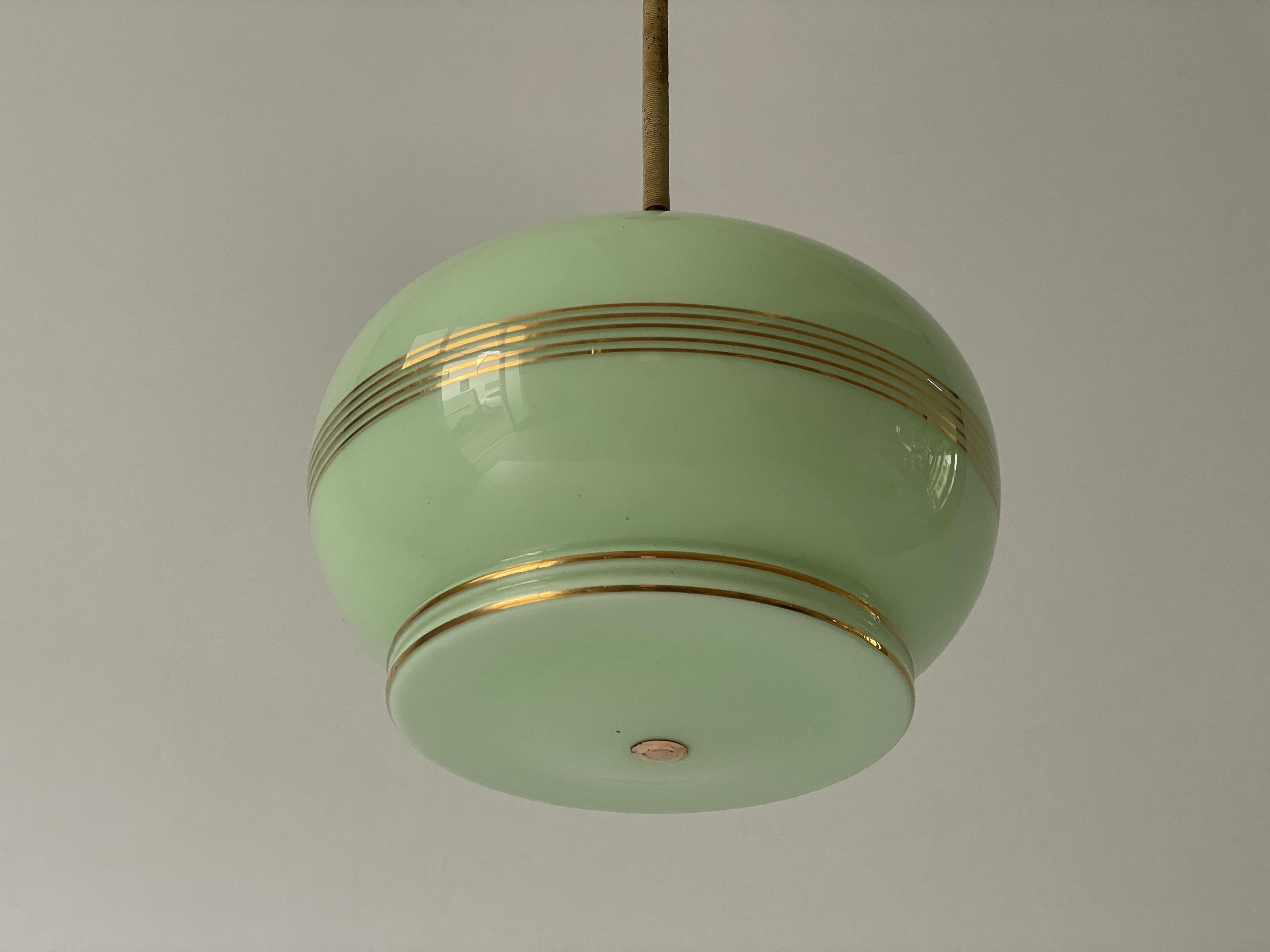 Art Déco Lampada da soffitto in vetro verde dorato Art Deco, anni '50, Germania in vendita