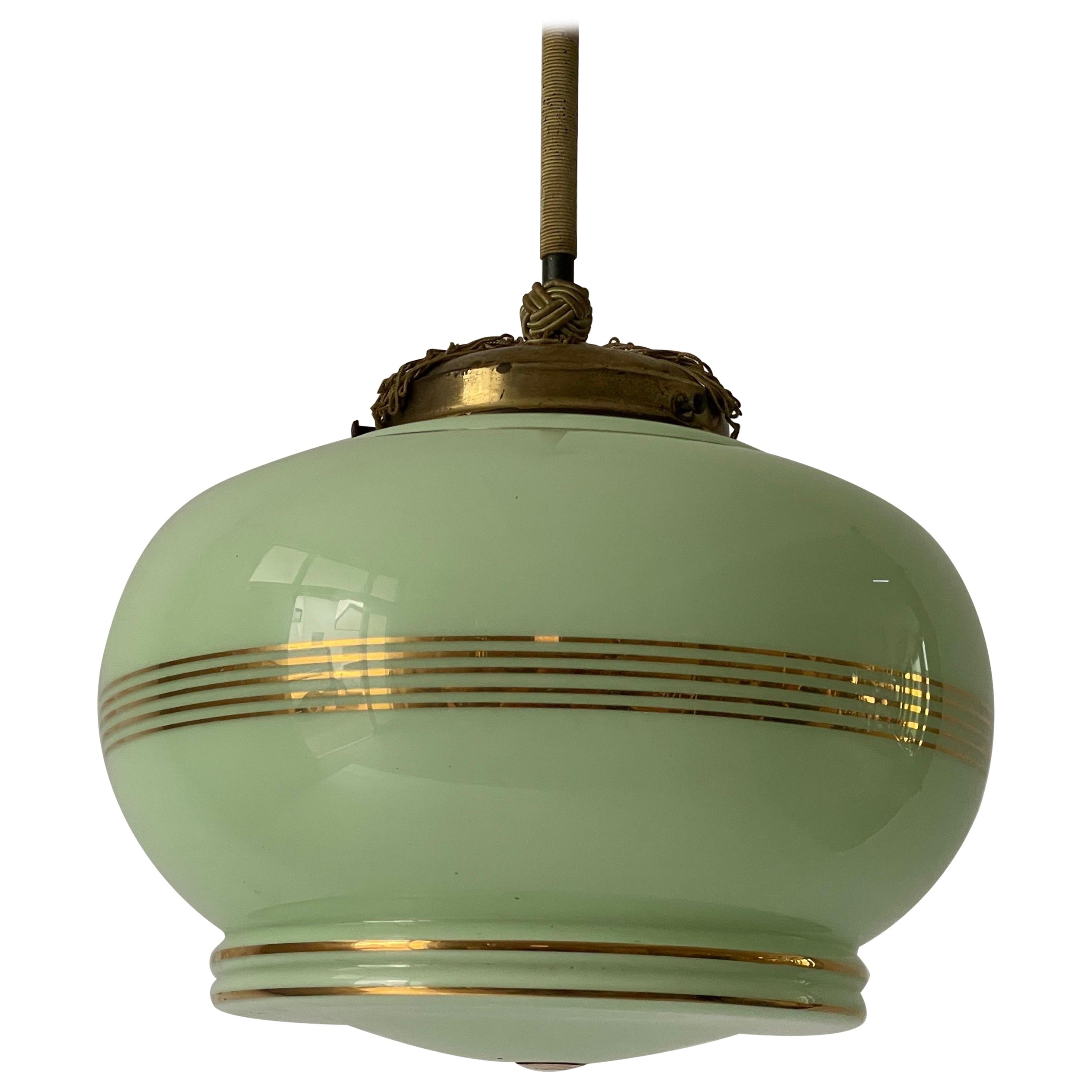 Lámpara de techo Art Déco de cristal verde dorado, Años 50, Alemania