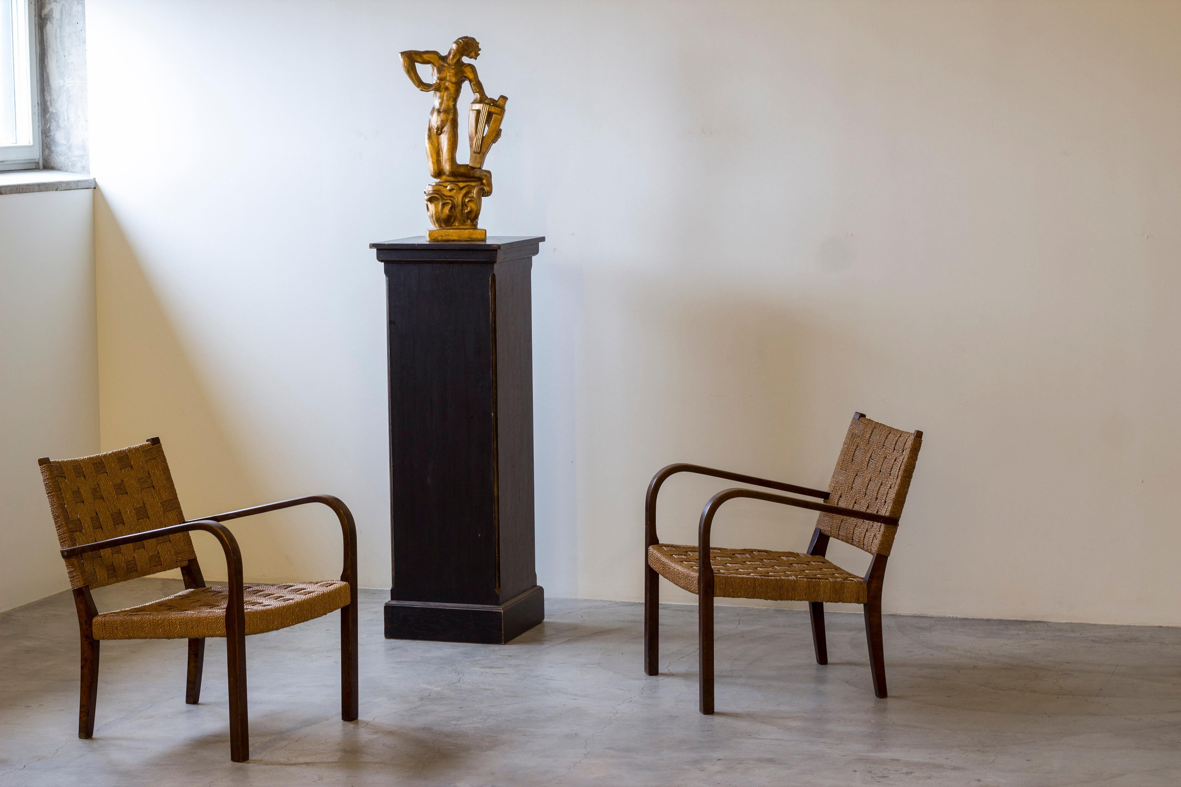 Scultura in gesso dorato Art Deco 