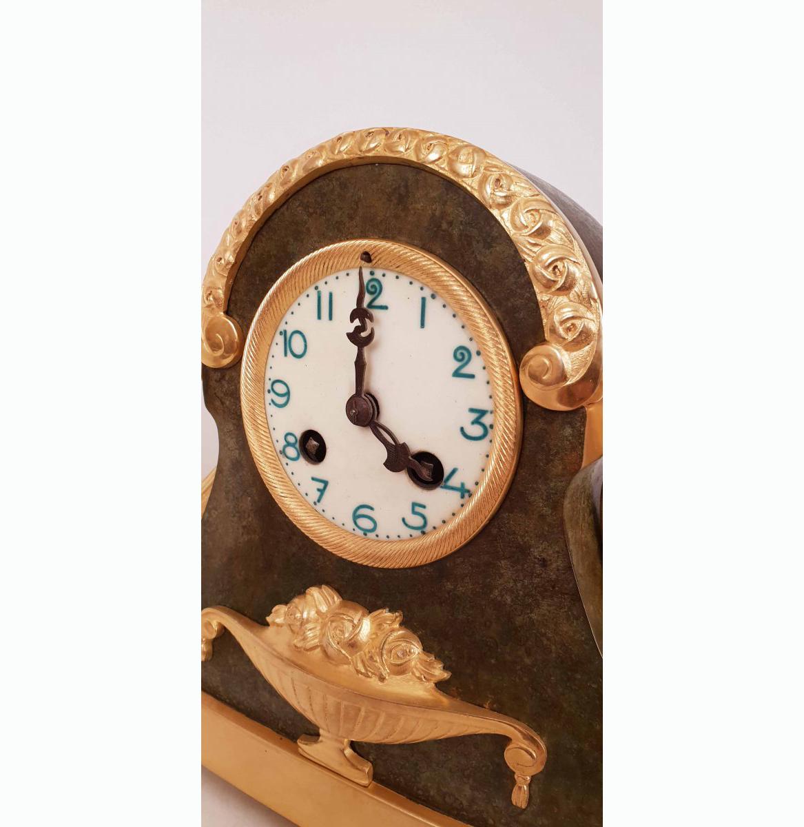 Art Deco Gilt Bronze Clock and Consoles Set, 1920s For Sale 3