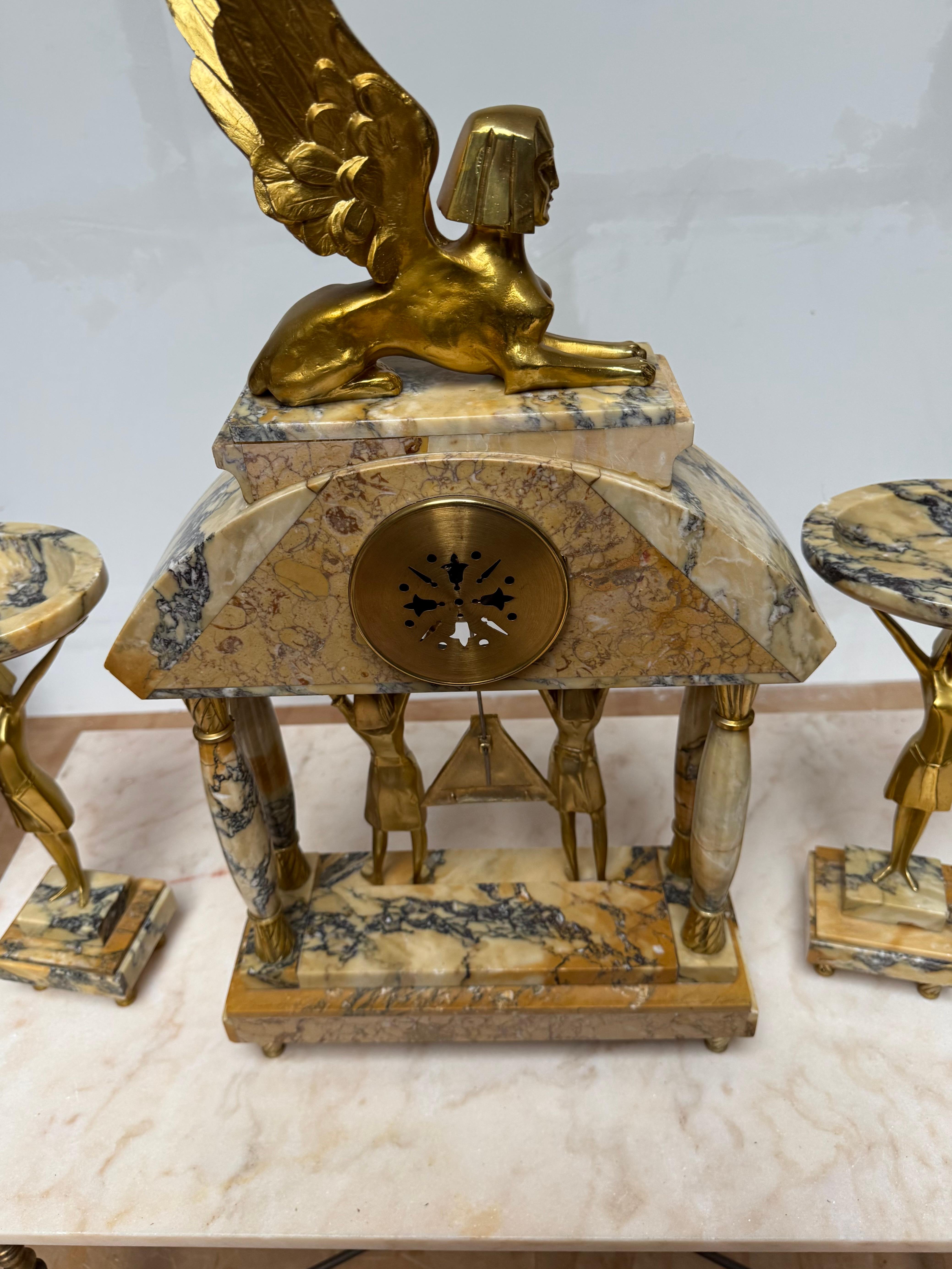 Art Deco Gilt Bronze & Marble Mantel Clock w. Sphinx & Pharaohs Egyptian Revival For Sale 10