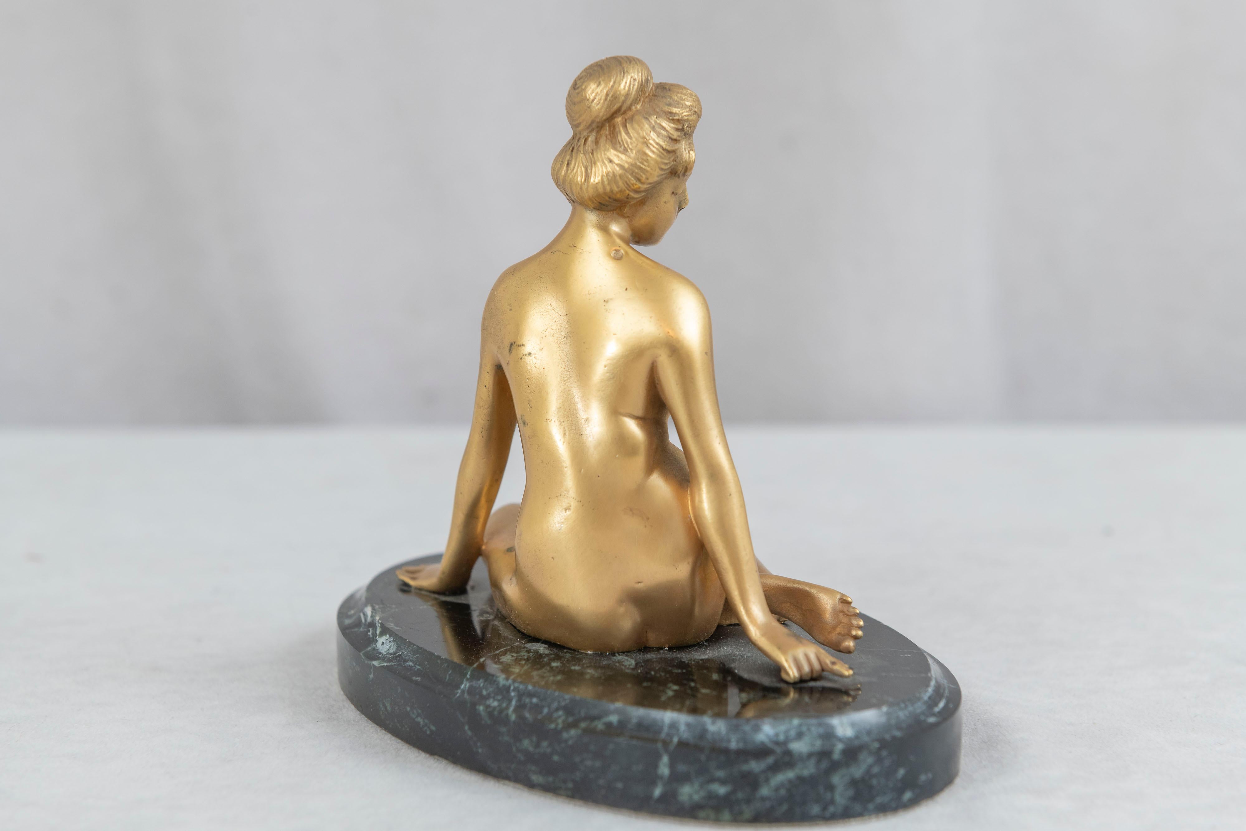 Polacco Bronzo dorato Art Deco su marmo, di Henryk Kossowski, (1855-1921) in vendita