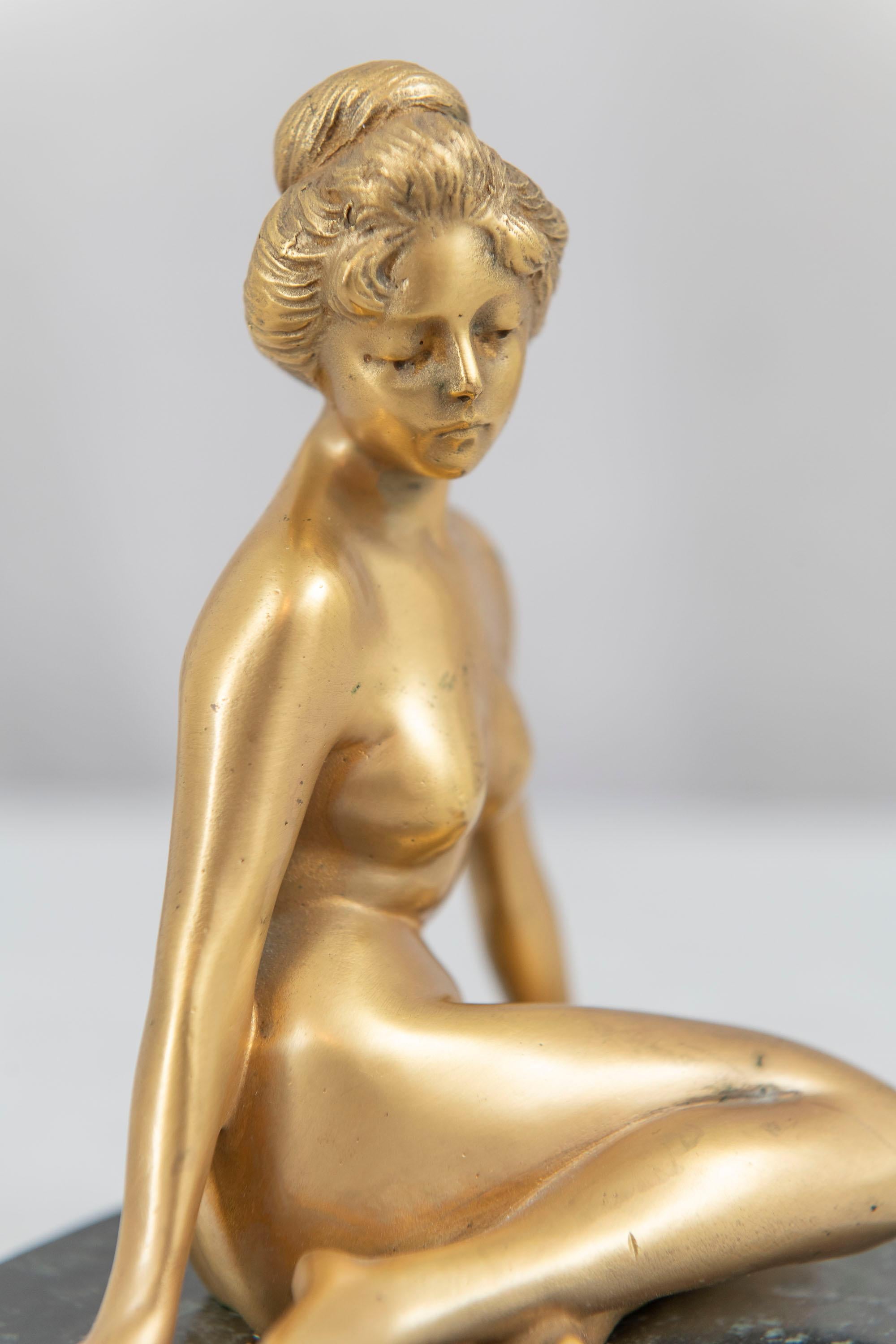 Bronzo dorato Art Deco su marmo, di Henryk Kossowski, (1855-1921) in vendita 1