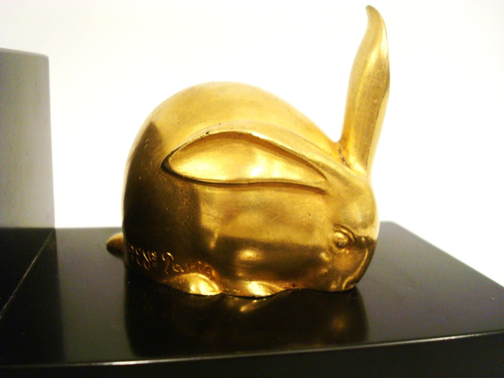 Art Deco Gilt Bronze Rabbit Bookends, Edouard-Marcel Sandoz In Good Condition For Sale In Buenos Aires, Olivos