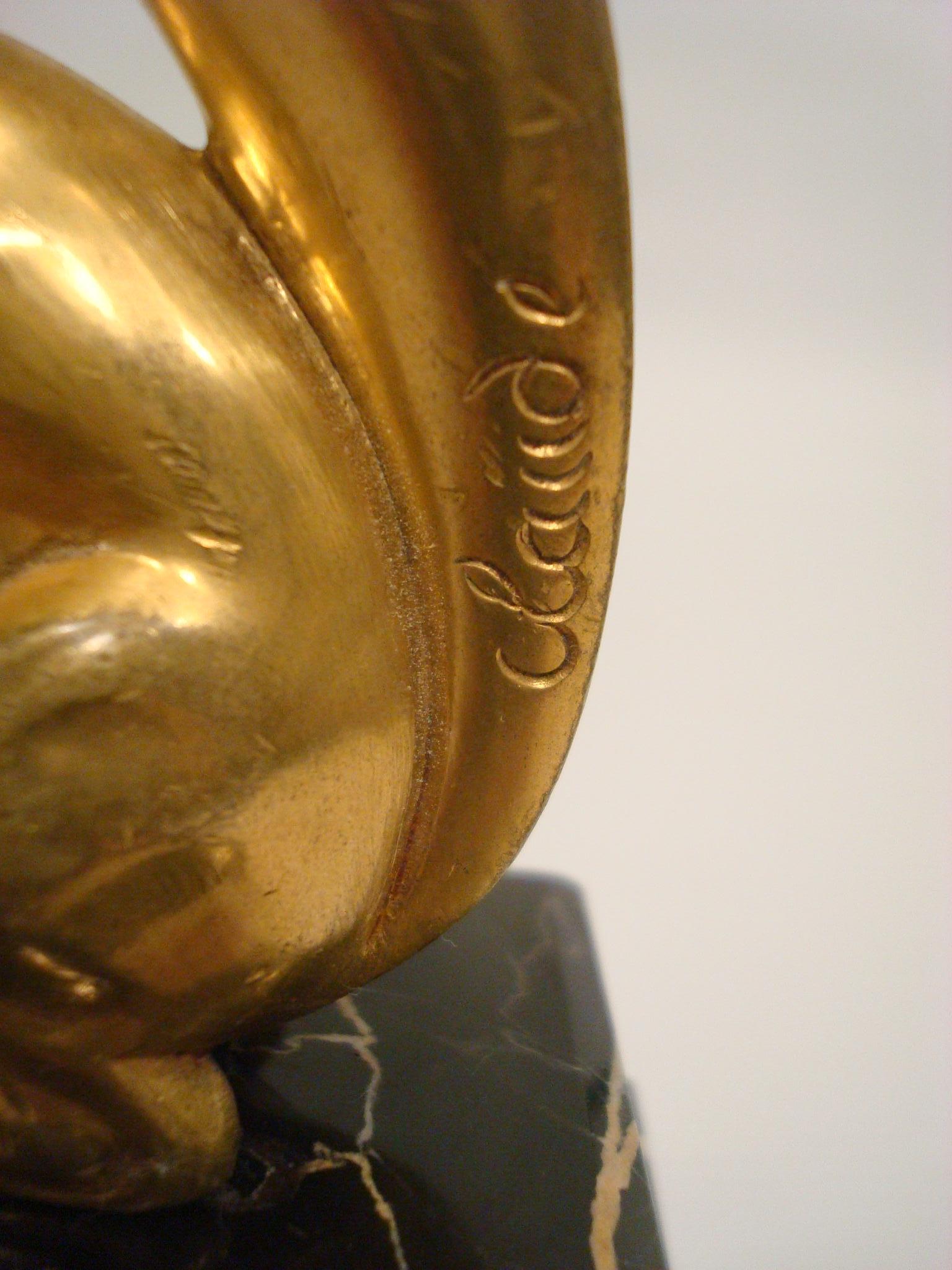 Art Deco Vergoldete Bronze Eichhörnchen Briefbeschwerer Claude und Marcel Guillemard, 1930 im Angebot 1