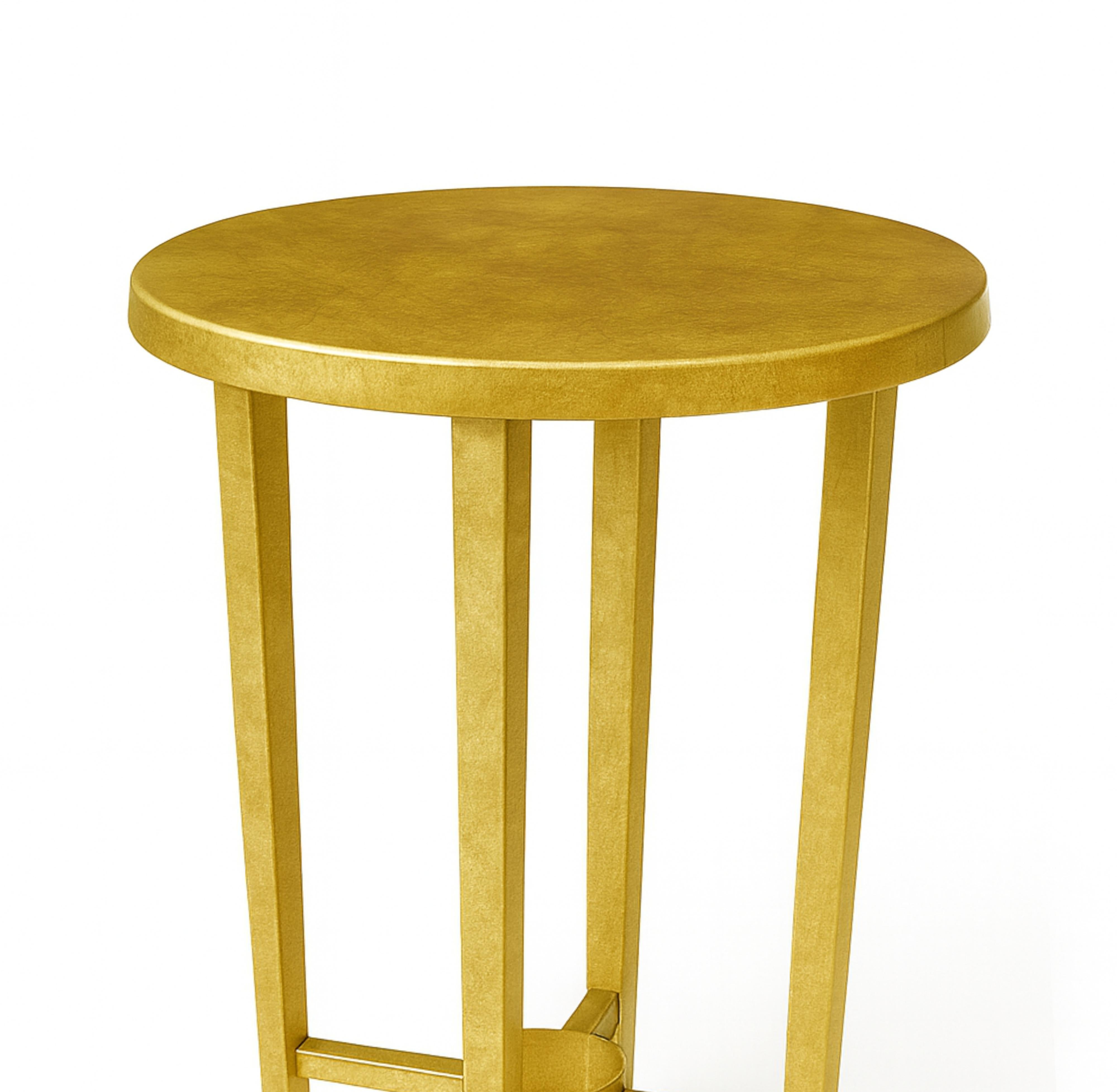 Art Deco Gilt Pedestal Table, 20th Century In Good Condition For Sale In Lisbon, PT