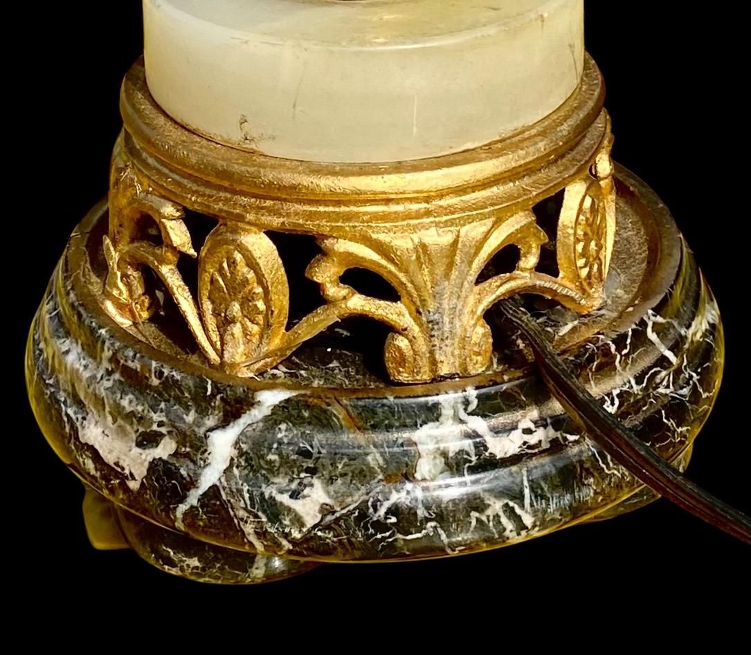 Art Deco Gilt Spelter Marble And Onyx Table Lamp In Good Condition In New Orleans, LA