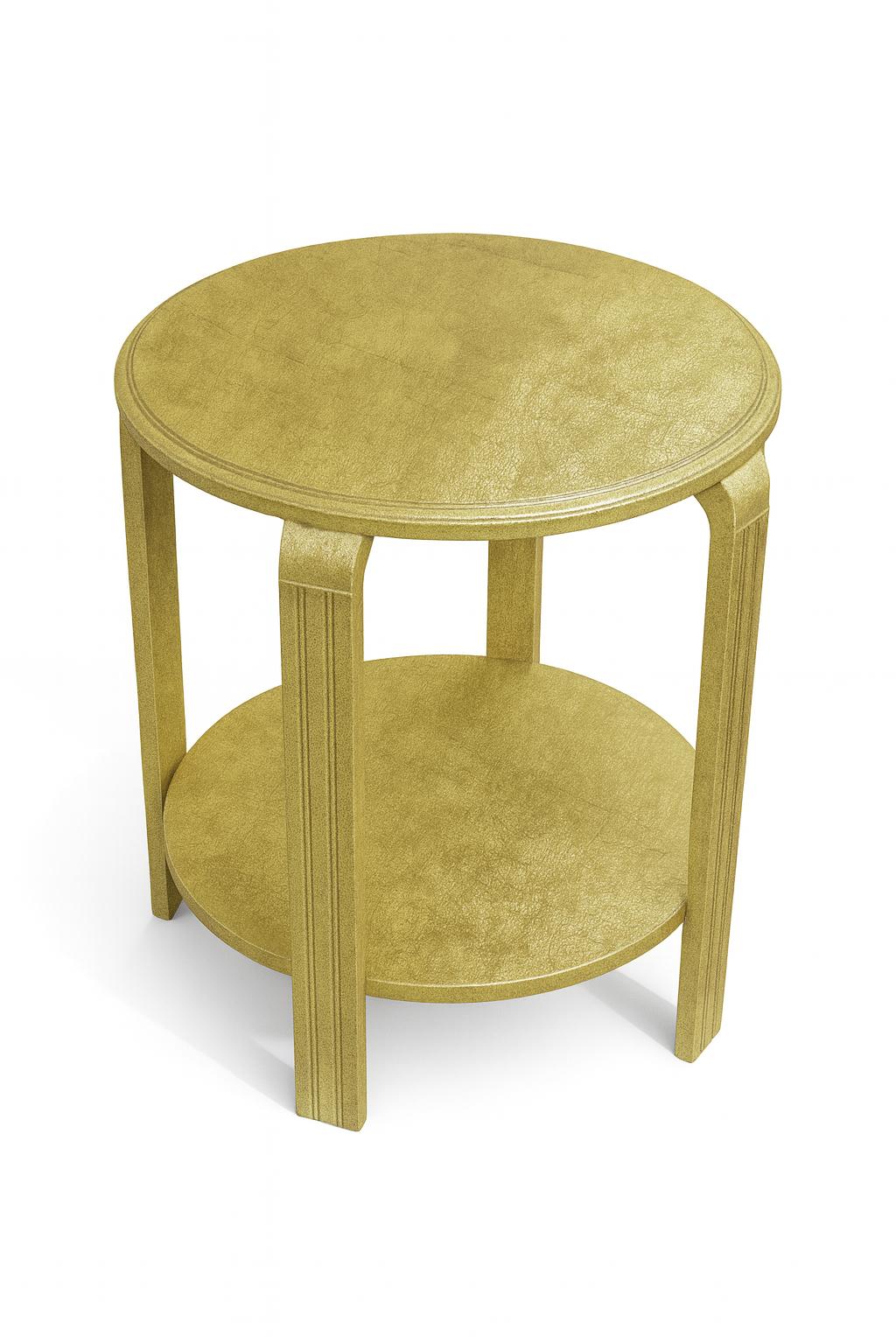 Table d'appoint ronde dorée Art Déco. Cette table est dotée d'une étagère, ajoutant à la fois du style et une fonctionnalité supplémentaire pour le stockage ou l'affichage.

Hauteur : 63 cm (24.8 in)
Diamètre du sommet : 48,5 cm (19,1 in)
Diamètre