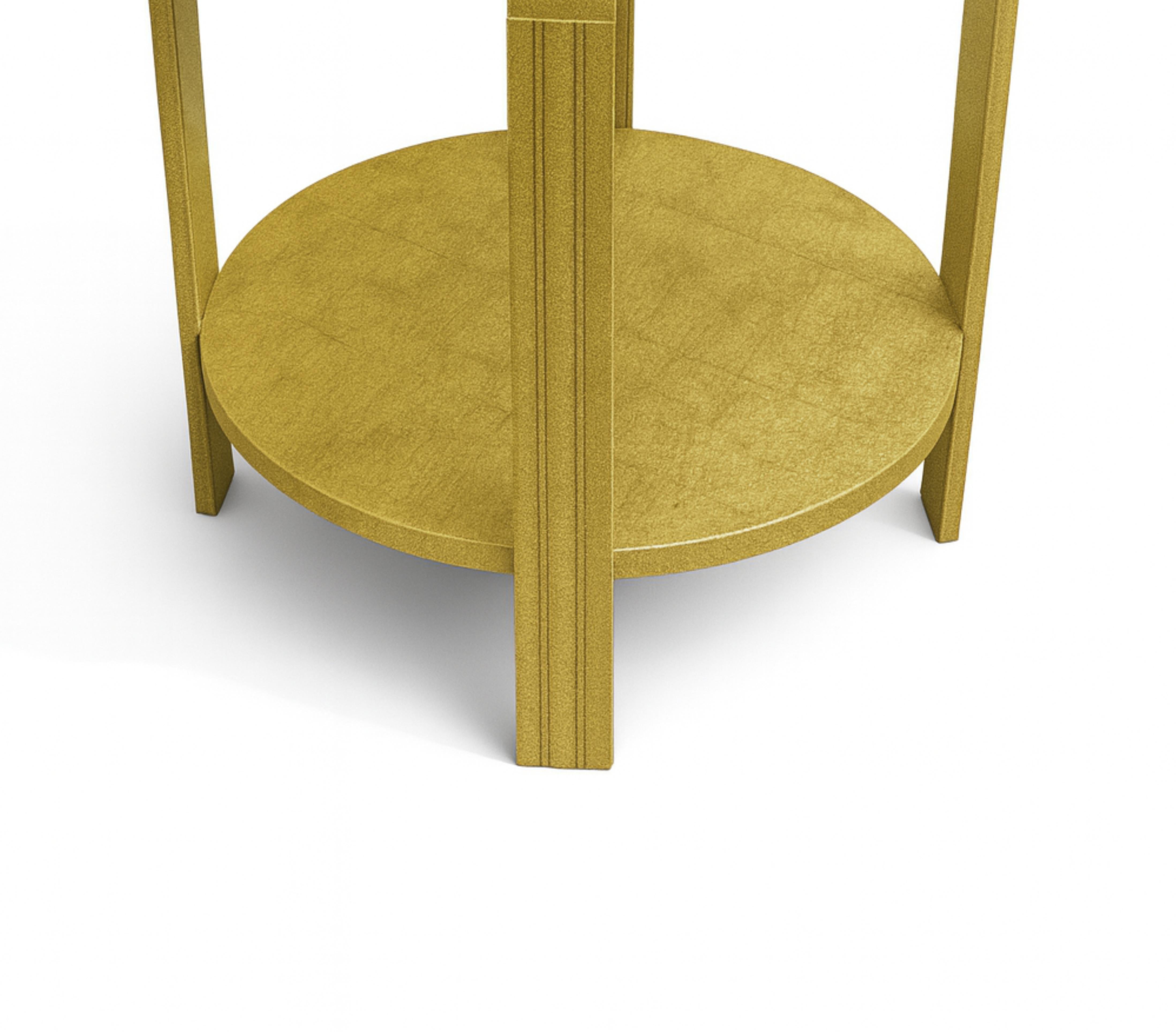 Table d'appoint ronde en noyer doré Art déco, 20e siècle Bon état - En vente à Lisbon, PT