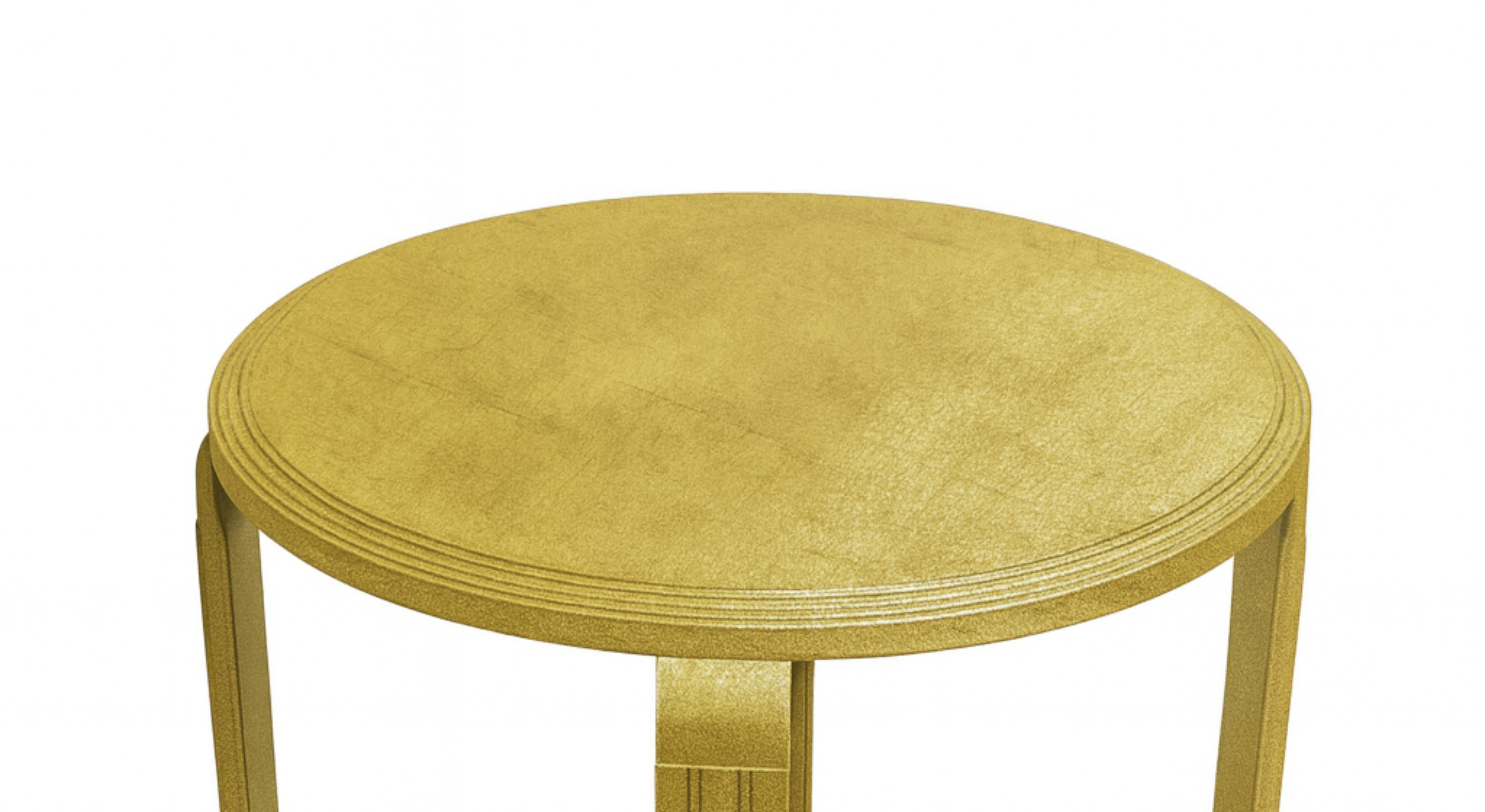 20ième siècle Table d'appoint ronde en noyer doré Art déco, 20e siècle en vente