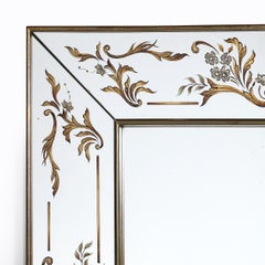 Bordure Art déco en bois doré et églomisé, ornée de motifs naturalistes