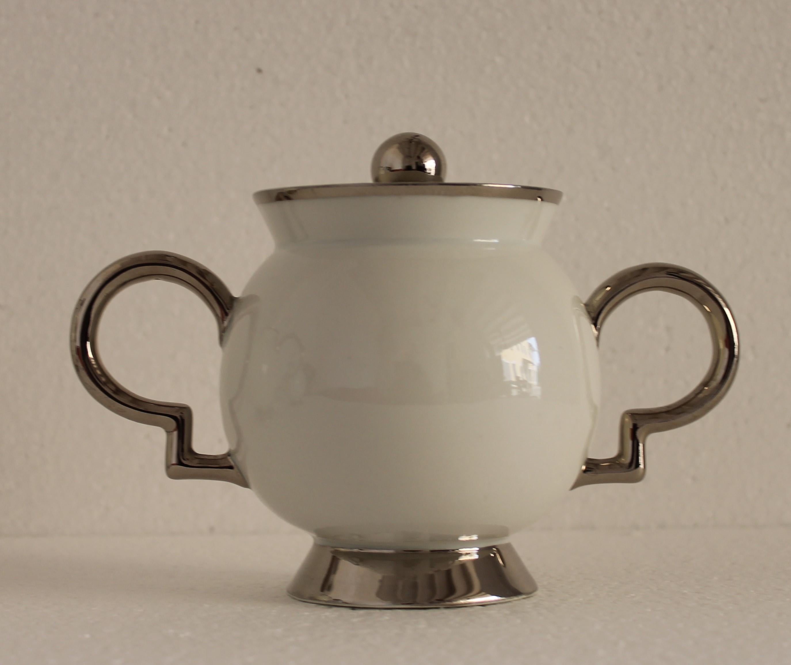 Art Deco Gio Ponti for Richard Ginori White Porcelain Tea Set, Italy 1932 In Good Condition In Sacile, PN