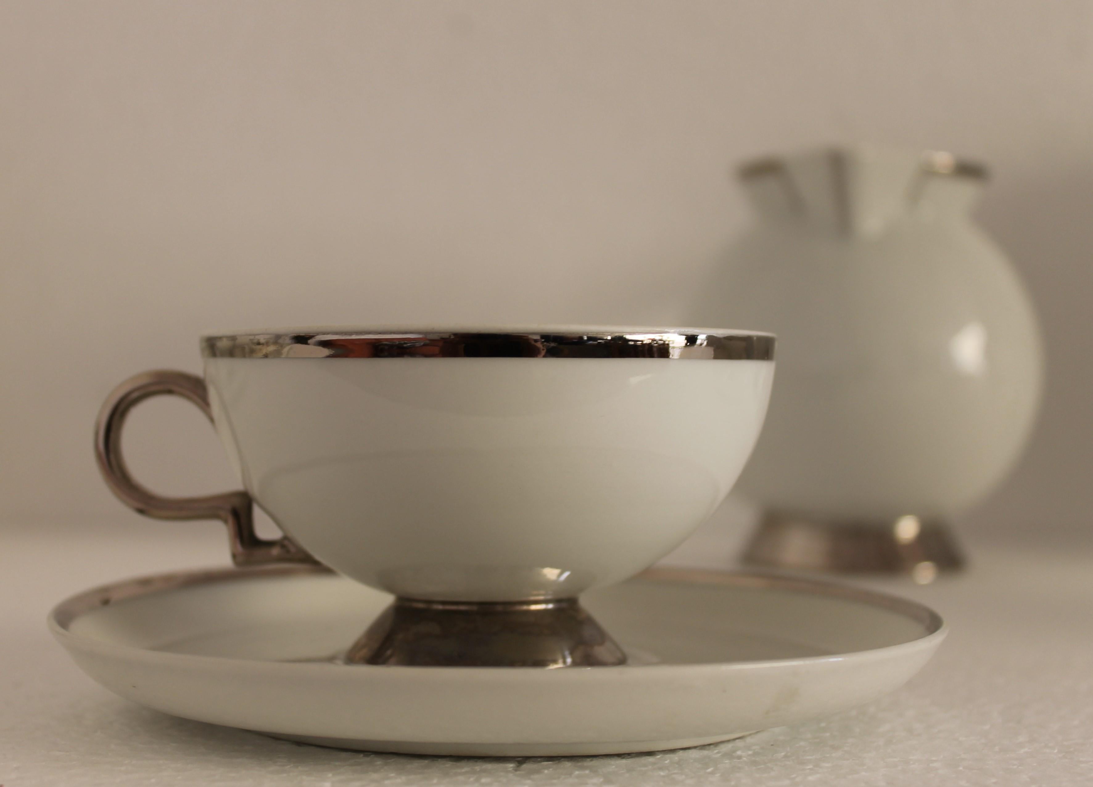 Art Deco Gio Ponti for Richard Ginori White Porcelain Tea Set, Italy 1932 4