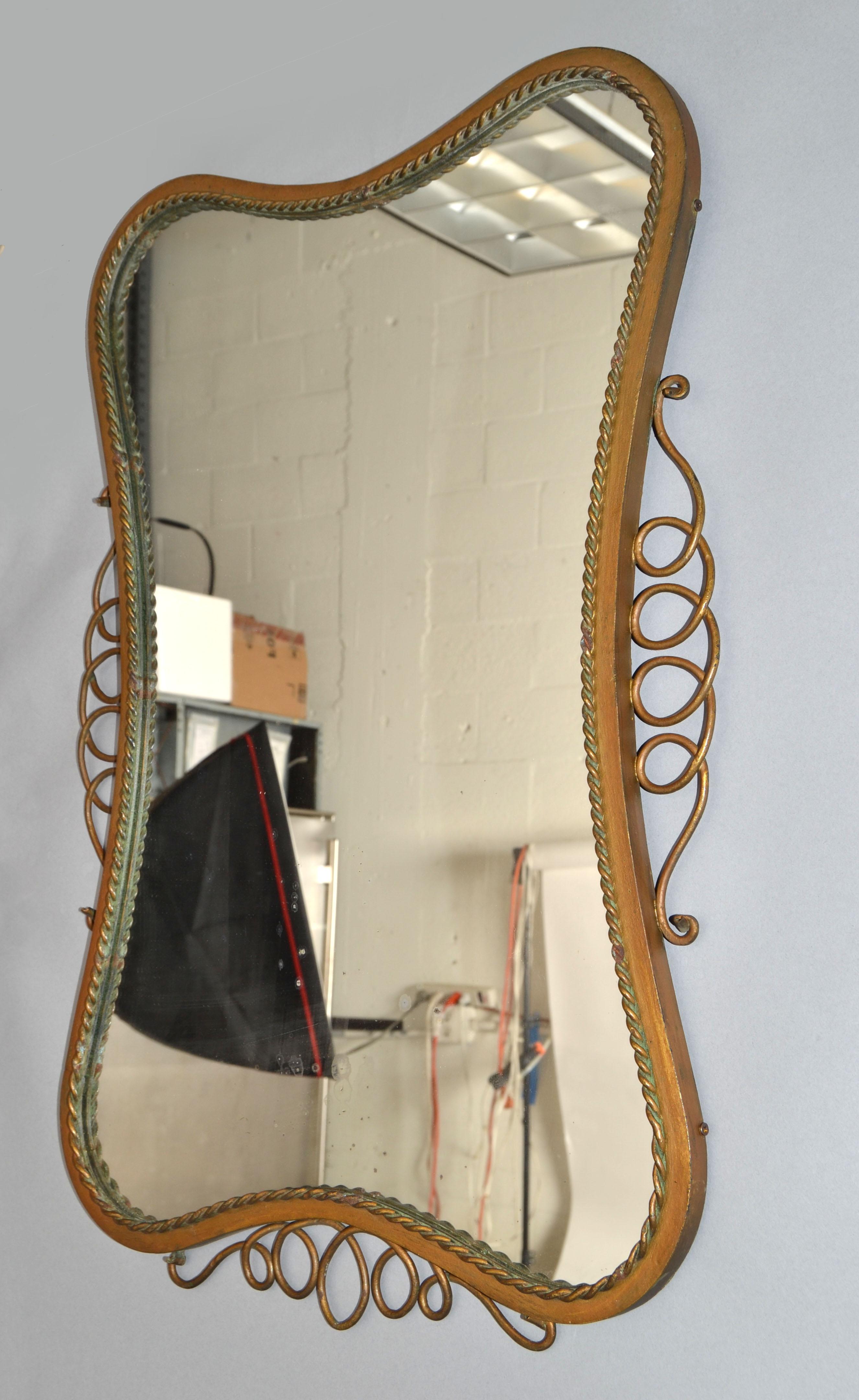 Art déco Miroir décoré de vagues en laiton Art Déco Gio Ponti Italie 1940 similaire Buffa en vente
